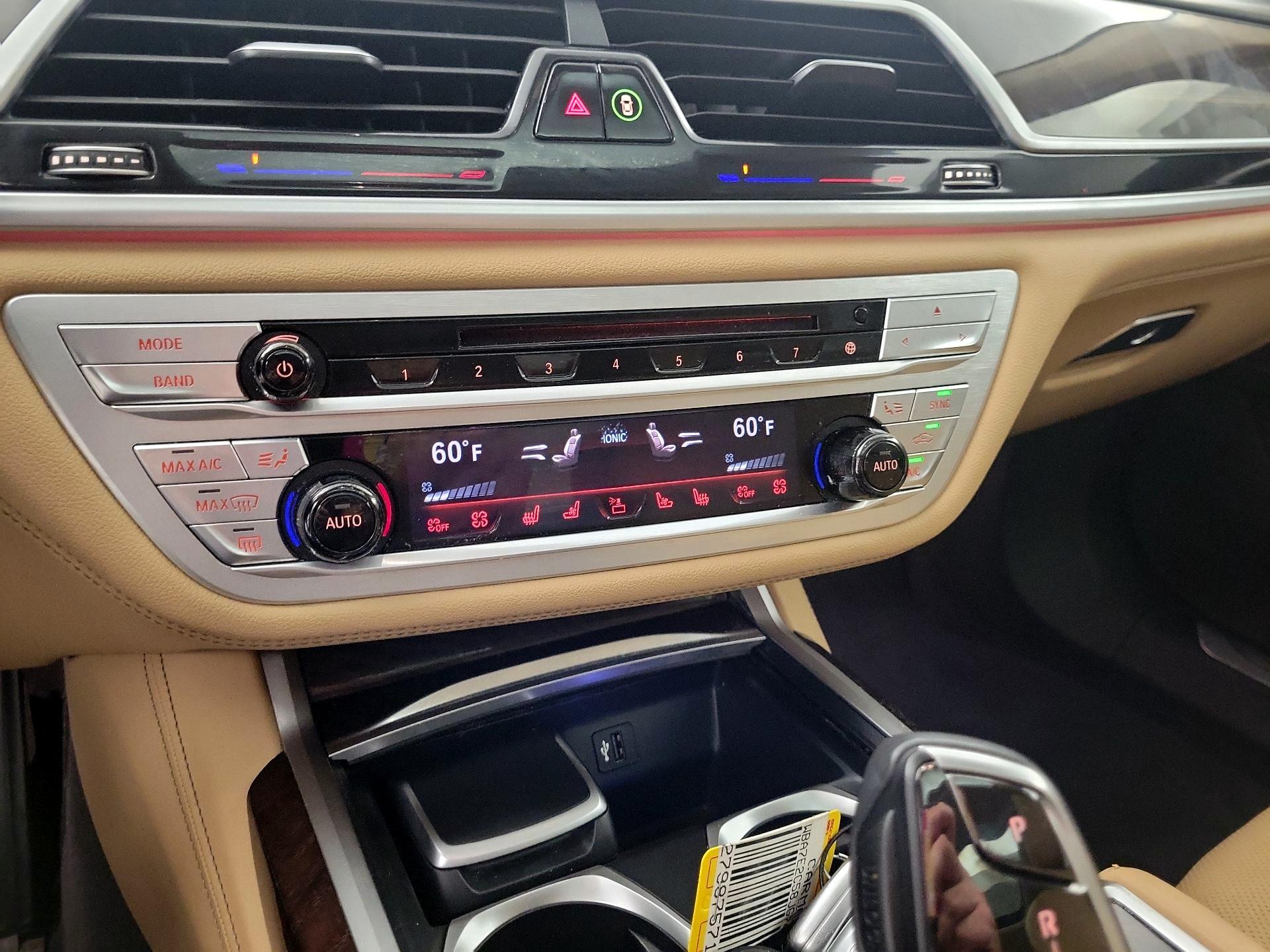 Thumbnail: 2018 BMW 7 Series - 15