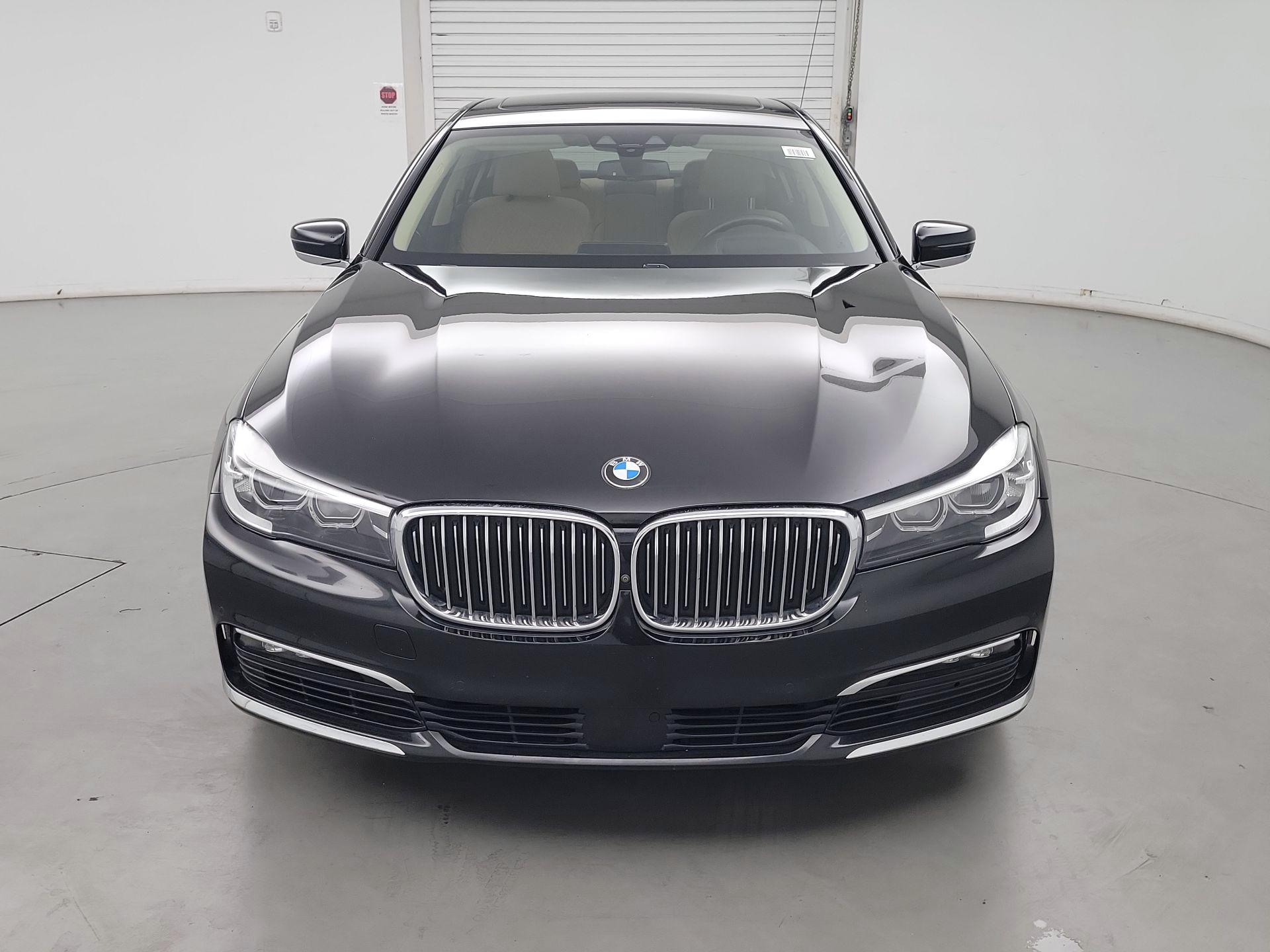 Thumbnail: 2018 BMW 7 Series - 2