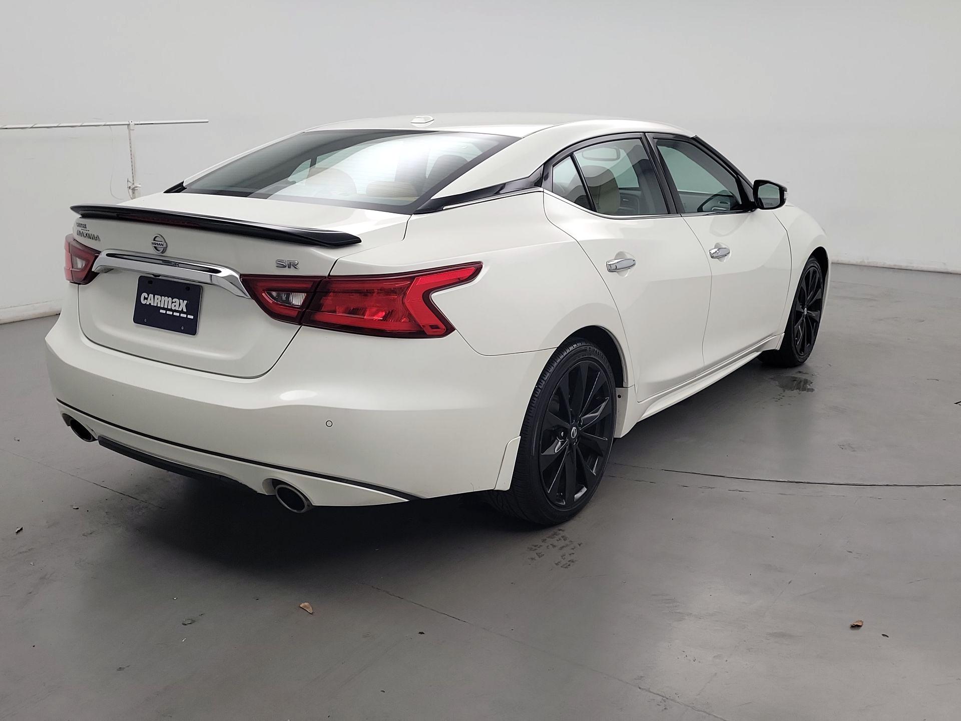 Thumbnail: 2016 Nissan Maxima - 5