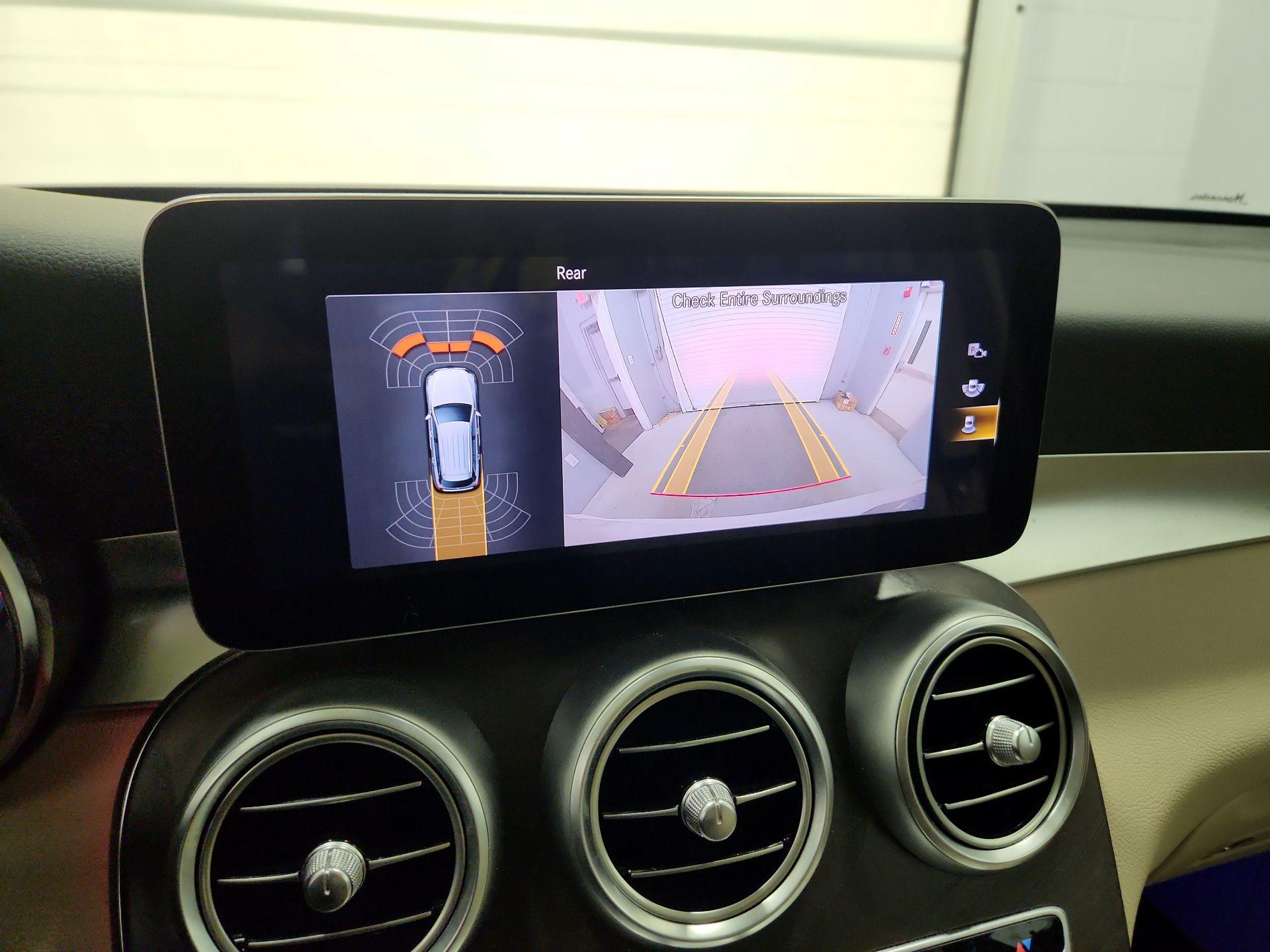 Thumbnail: 2021 Mercedes-Benz GLC - 14