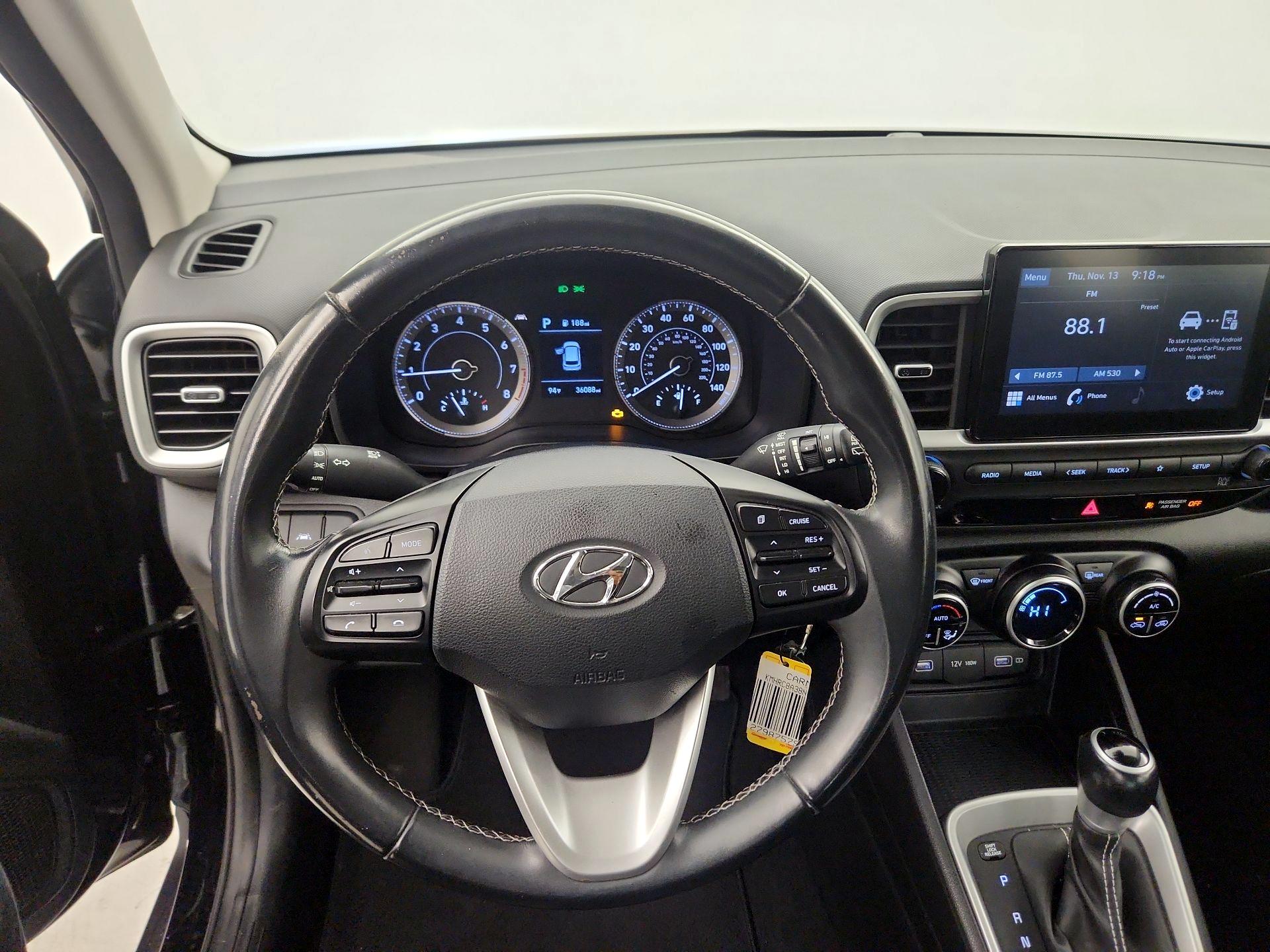 Thumbnail: 2022 Hyundai Venue - 10