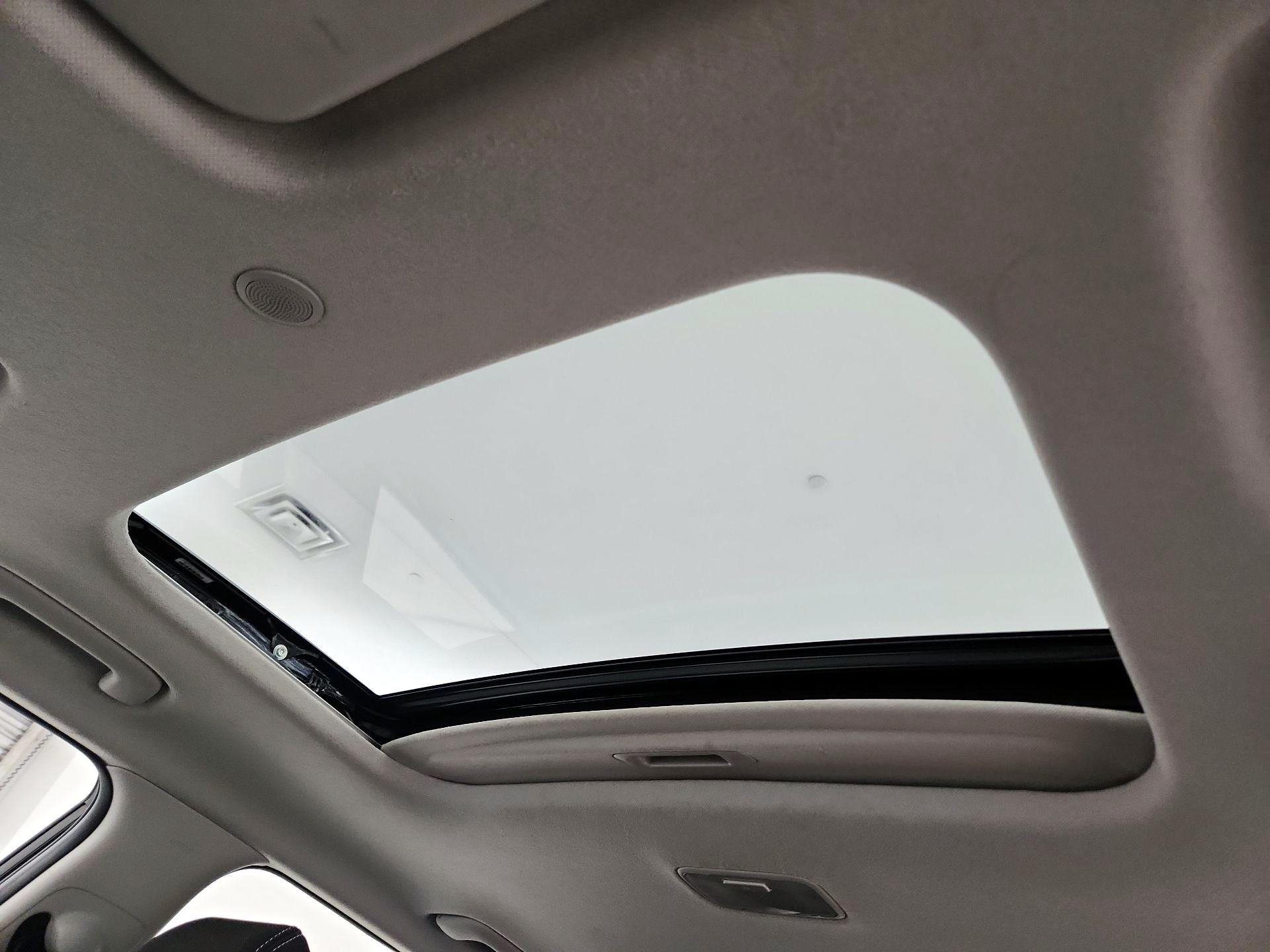 Thumbnail: 2022 Hyundai Venue - 19