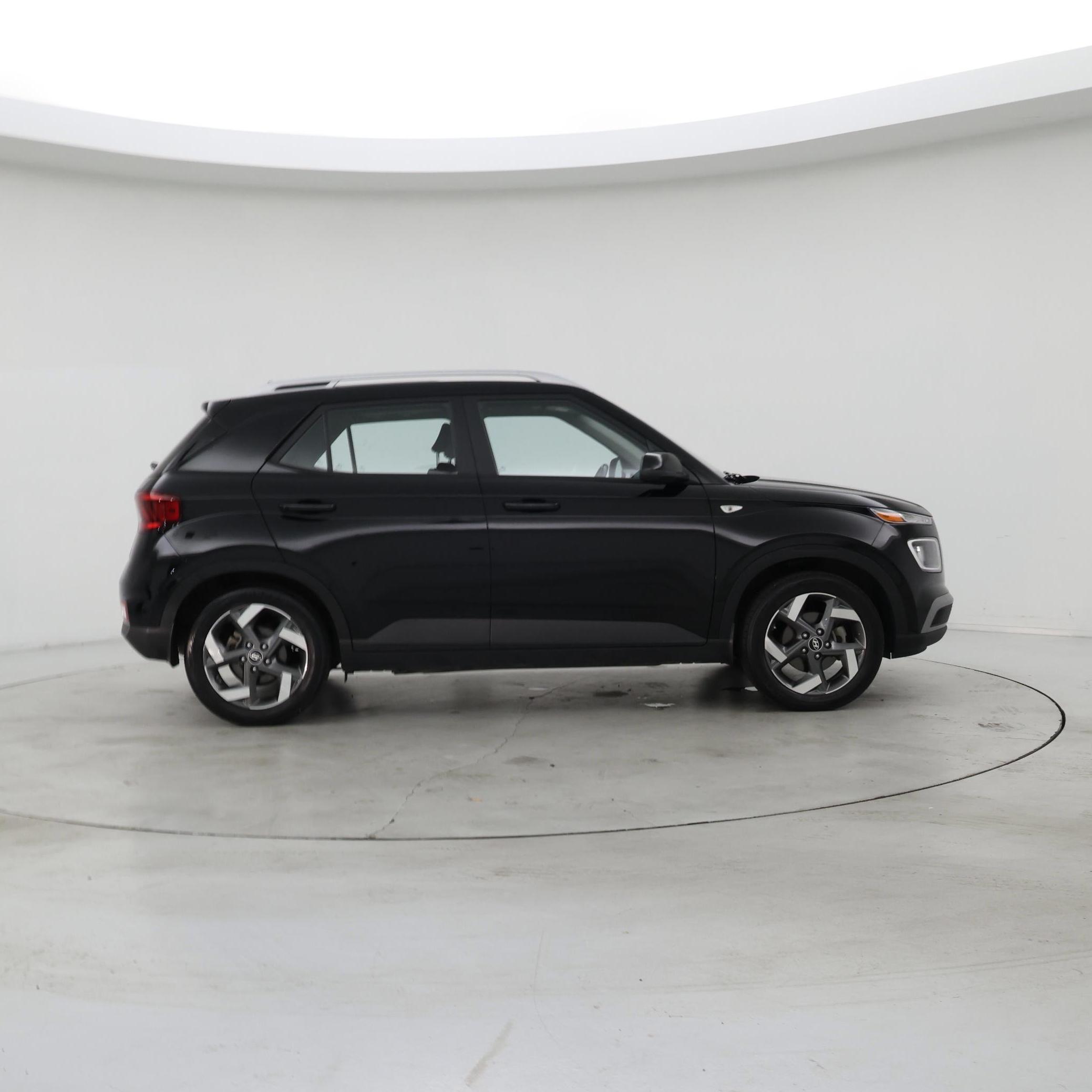 Thumbnail: 2022 Hyundai Venue - 7