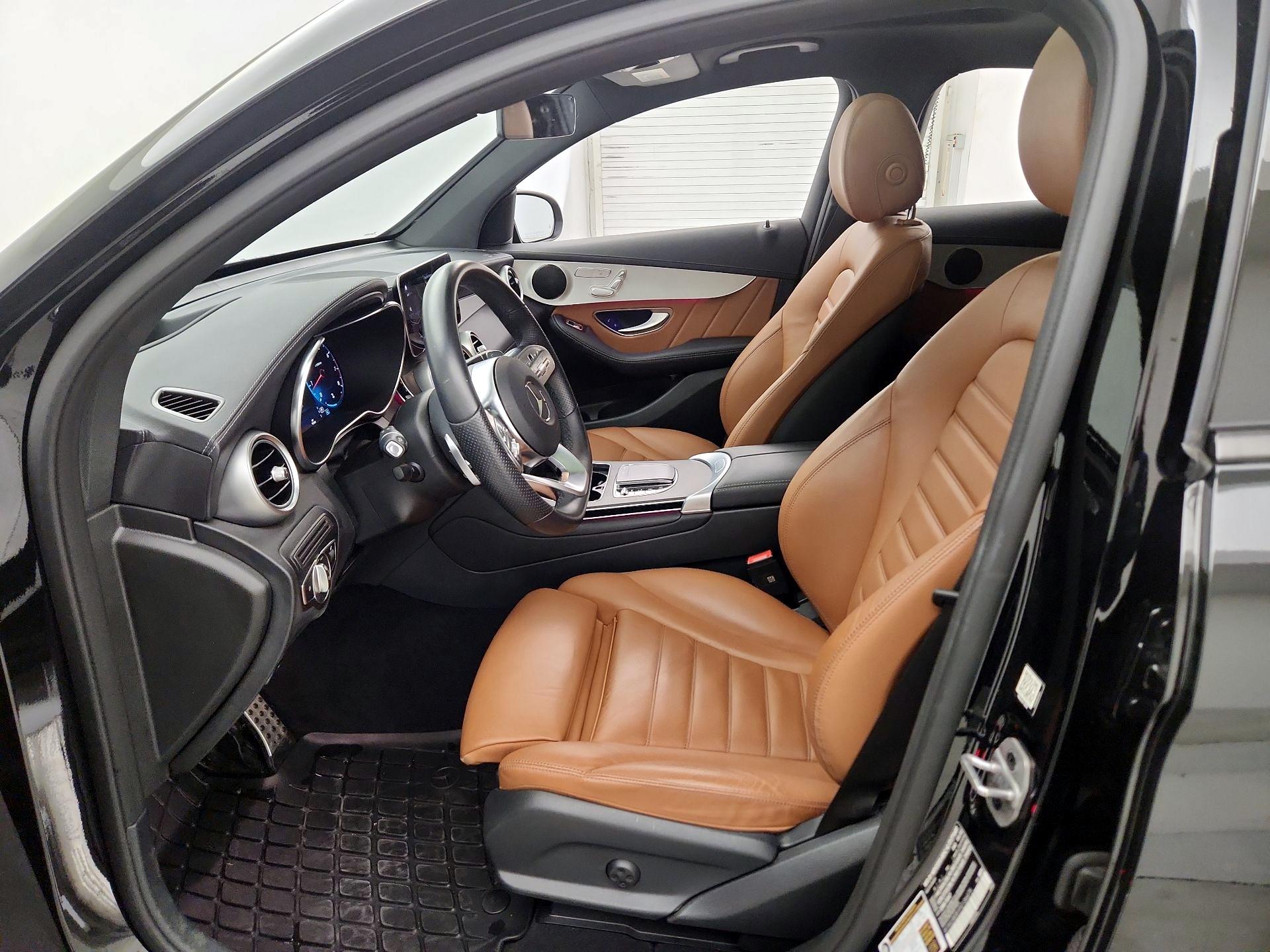 Thumbnail: 2023 Mercedes-Benz GLC - 11