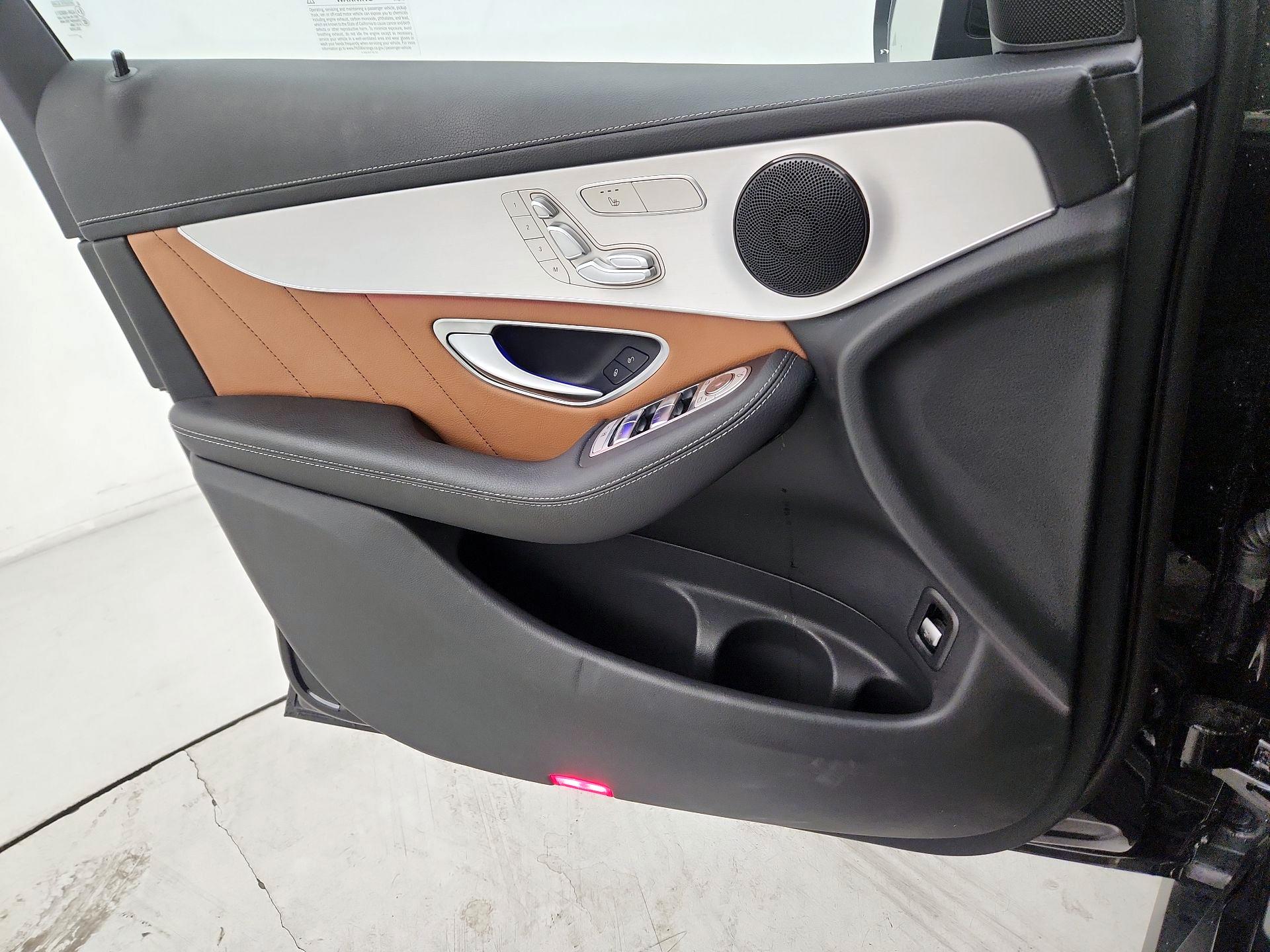 Thumbnail: 2023 Mercedes-Benz GLC - 12