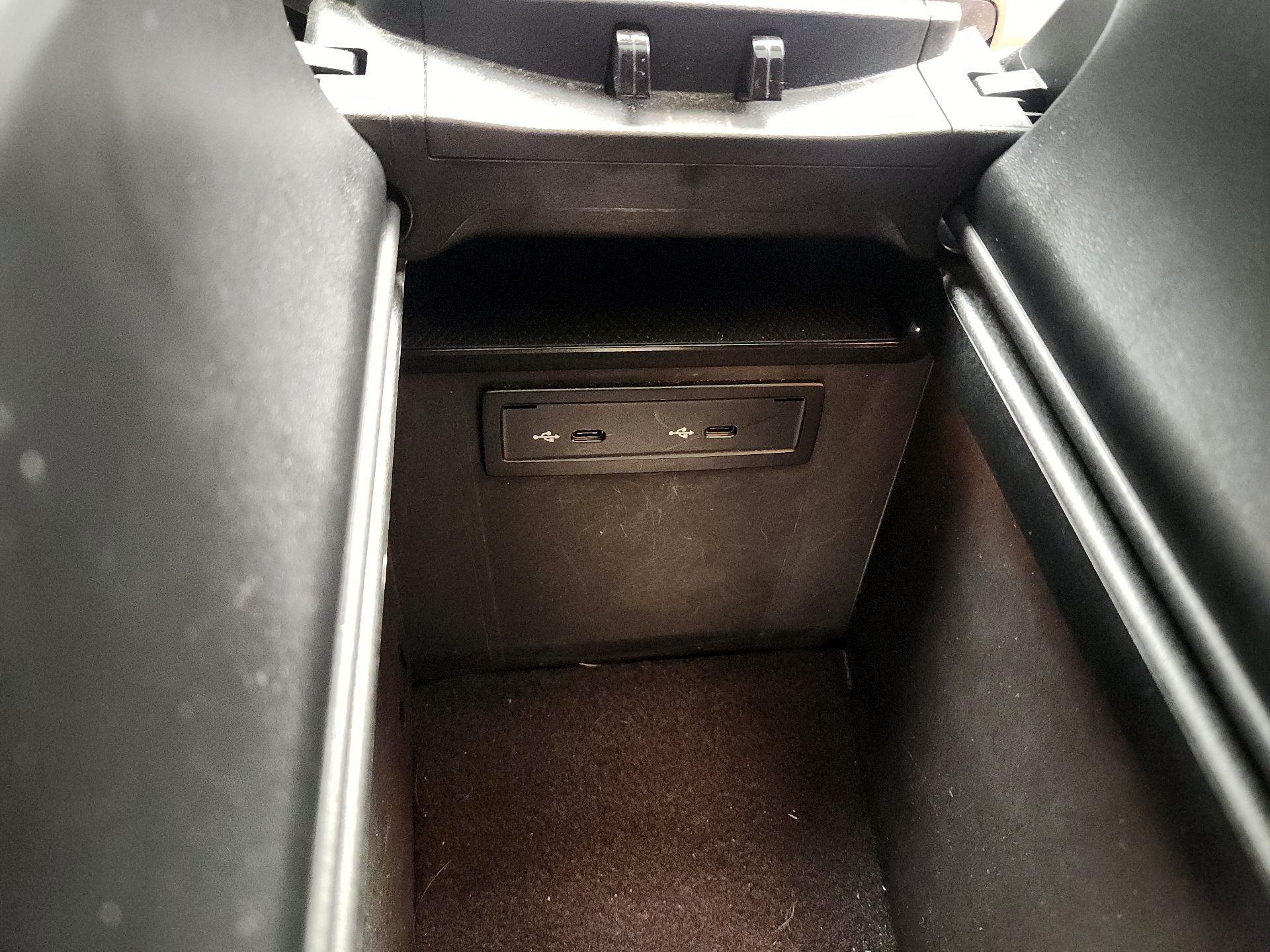 Thumbnail: 2023 Mercedes-Benz GLC - 19