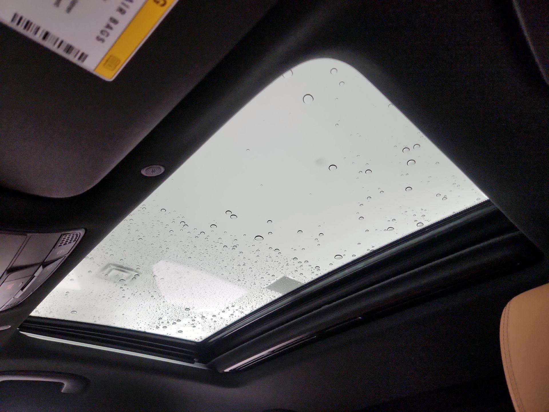 Thumbnail: 2023 Mercedes-Benz GLC - 20