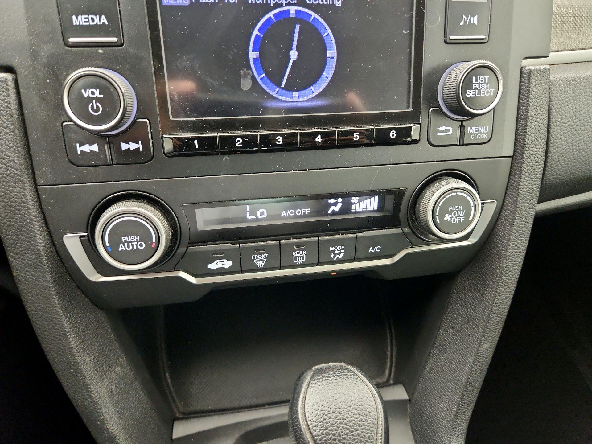 Thumbnail: 2019 Honda Civic - 16