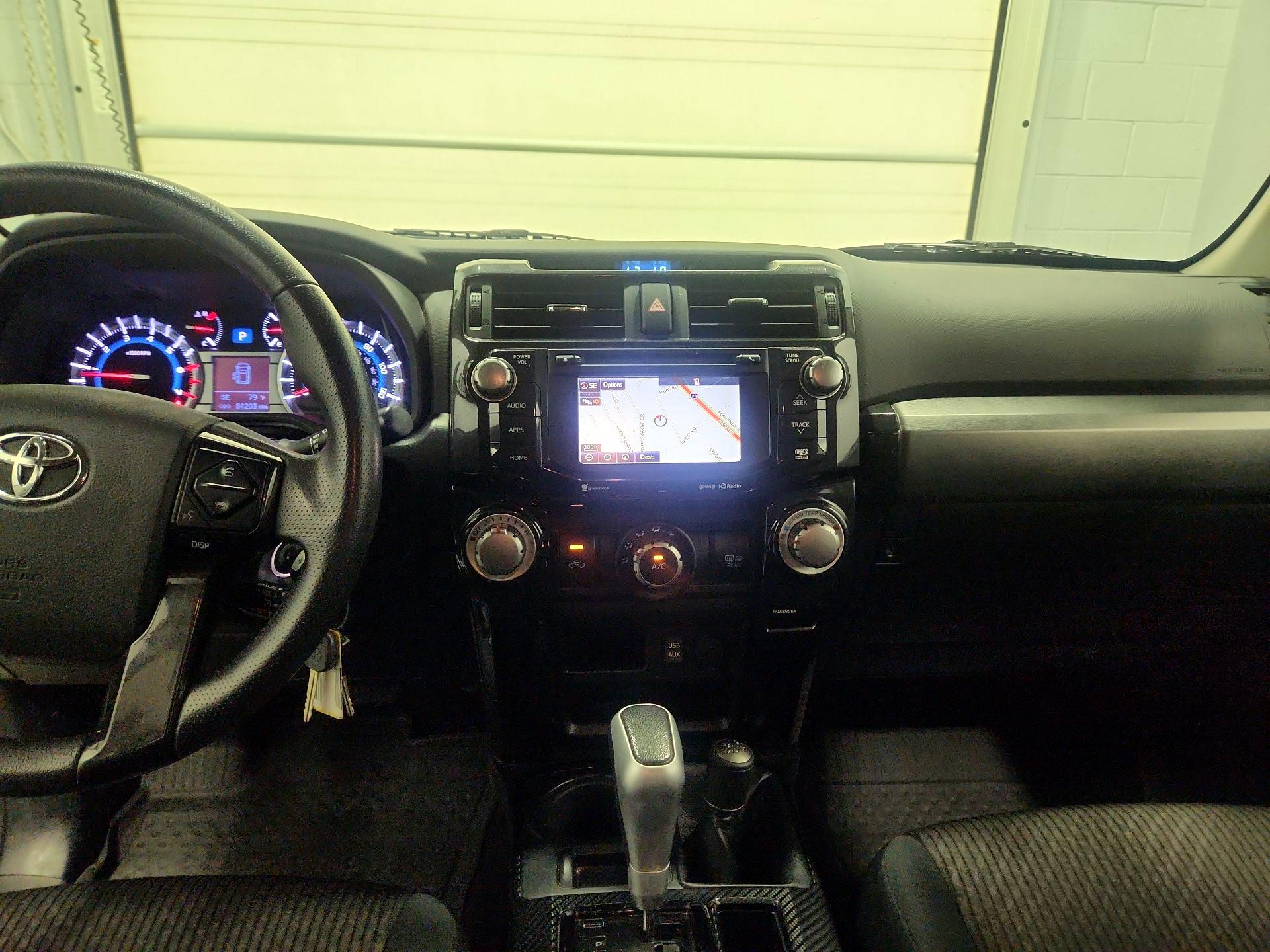 Thumbnail: 2017 Toyota 4Runner - 9