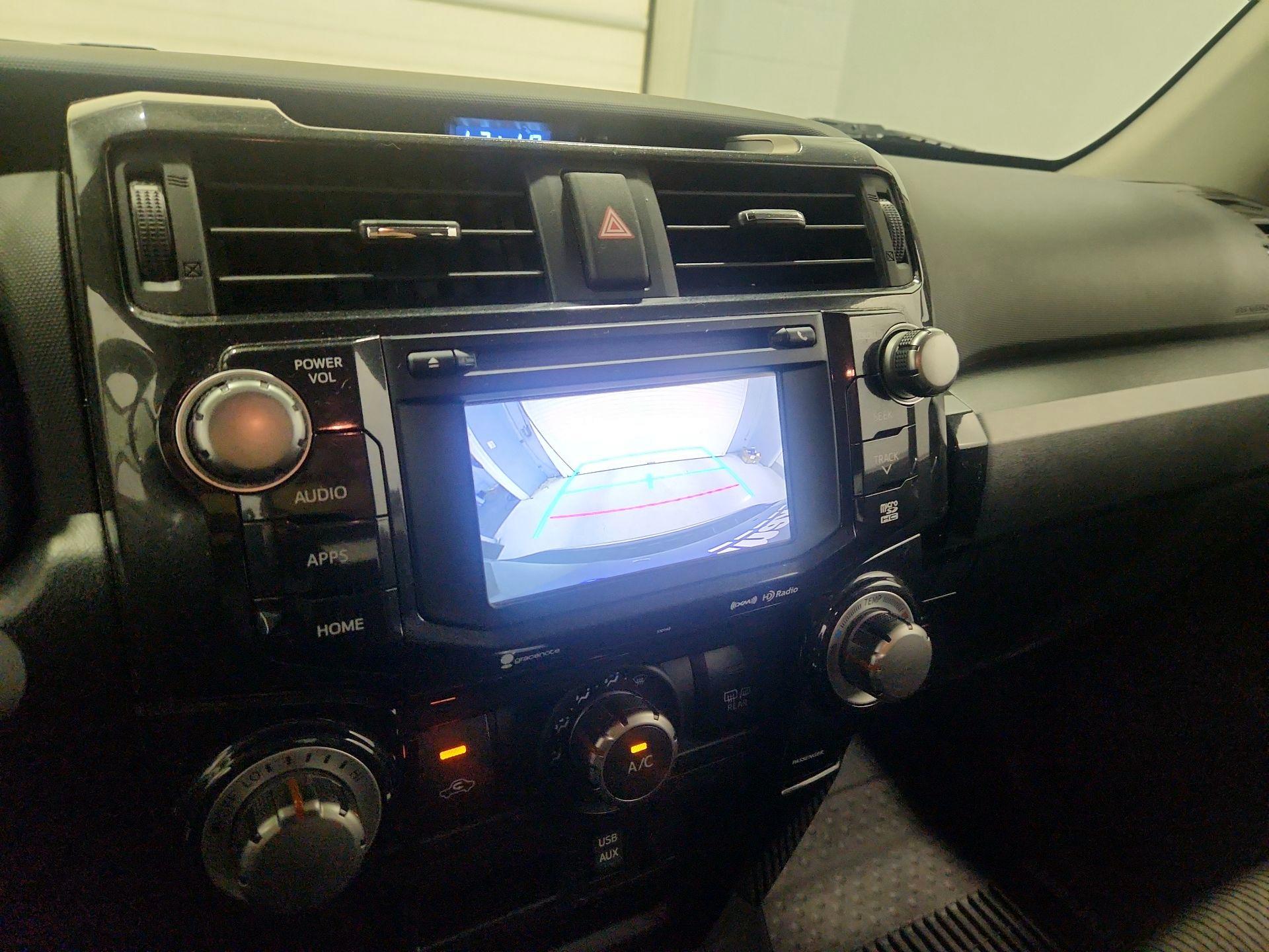 Thumbnail: 2017 Toyota 4Runner - 15