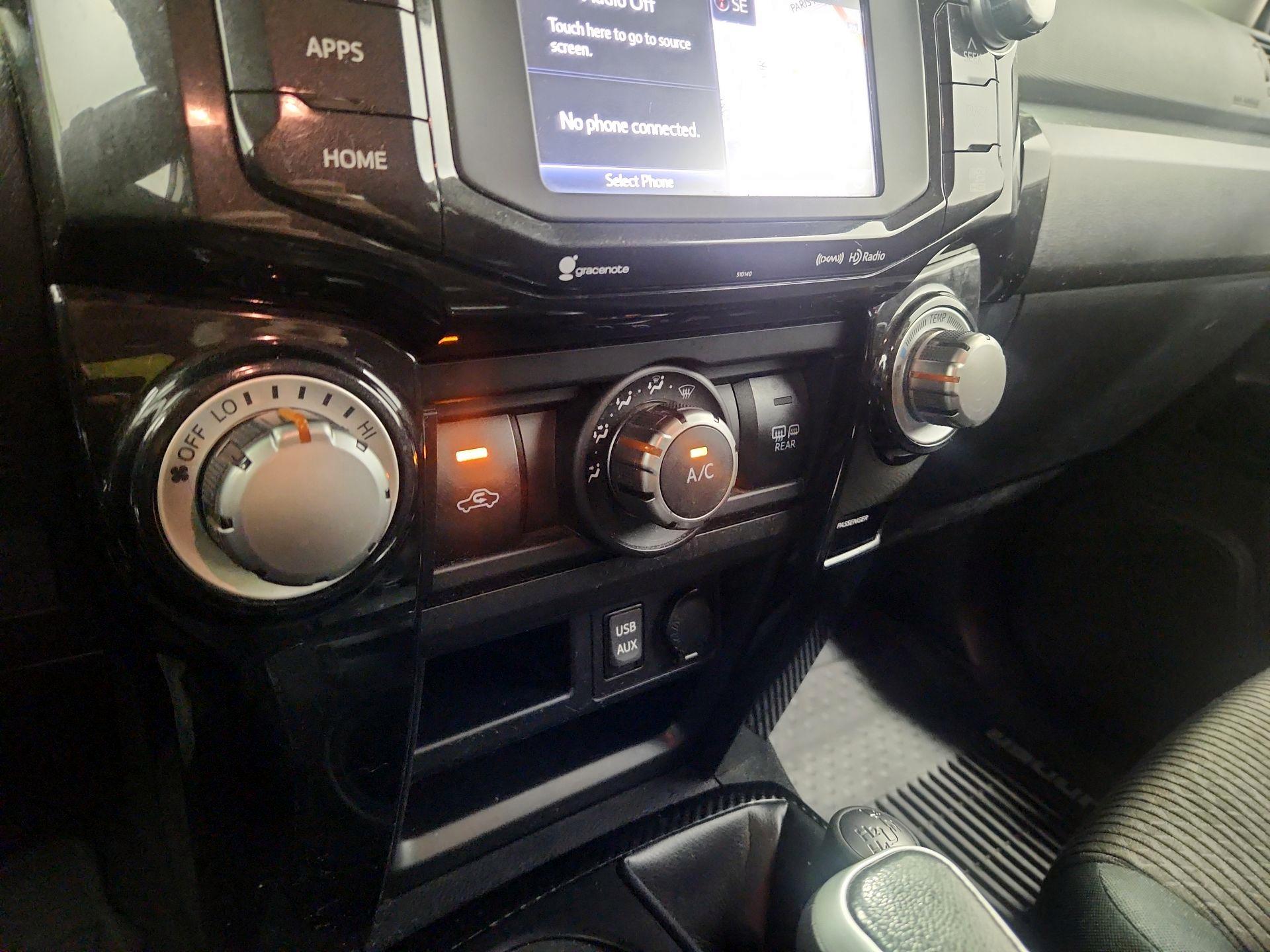 Thumbnail: 2017 Toyota 4Runner - 17