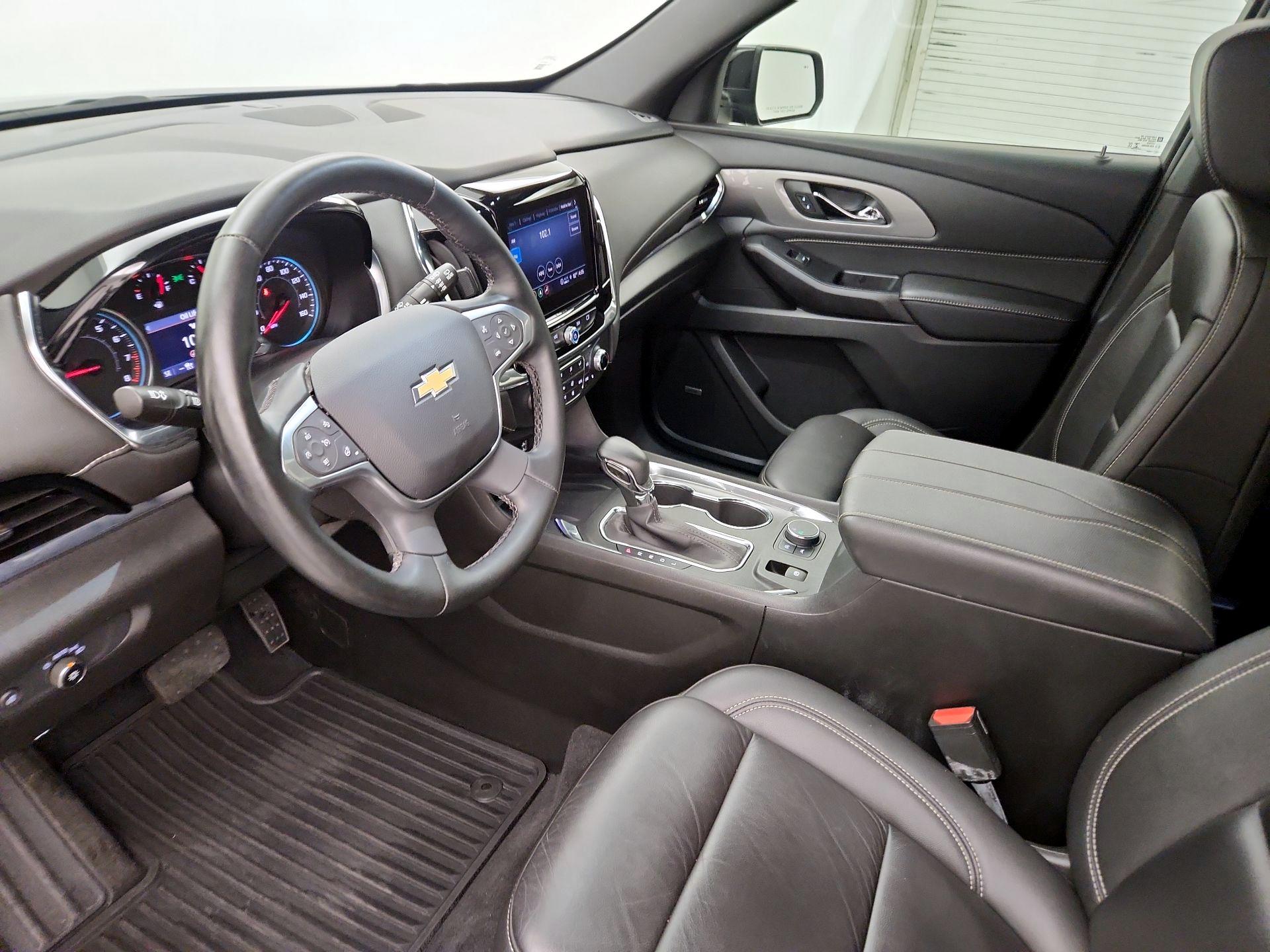 Thumbnail: 2023 Chevrolet Traverse - 11