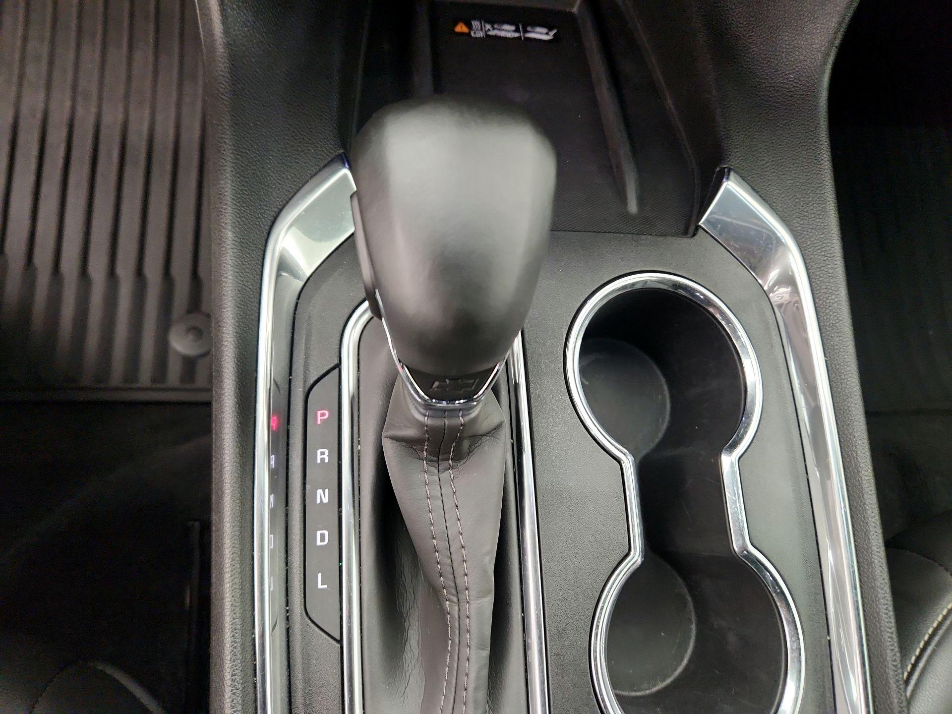 Thumbnail: 2023 Chevrolet Traverse - 17