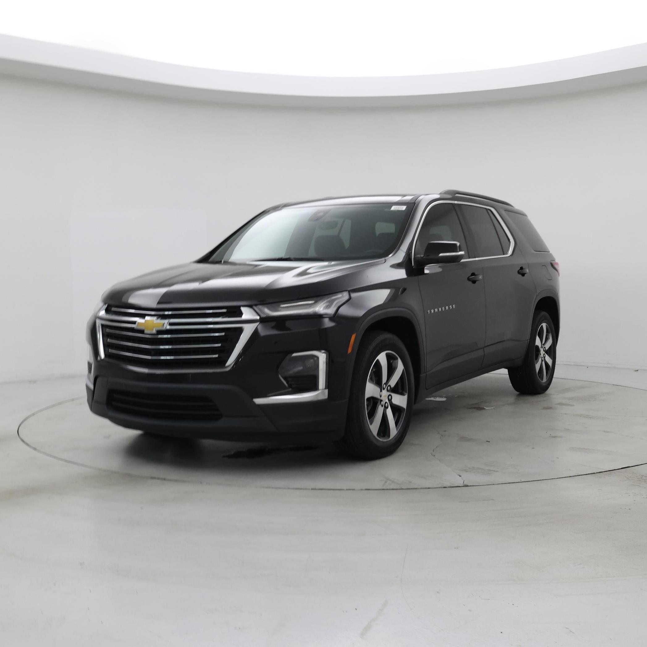 Thumbnail: 2023 Chevrolet Traverse - 4
