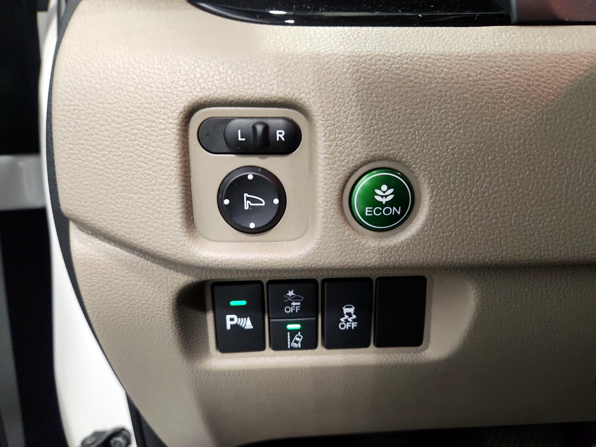 Thumbnail: 2022 Honda Pilot - 13