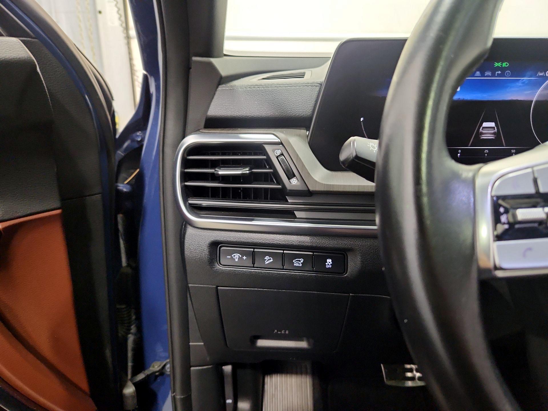 Thumbnail: 2023 Kia Telluride - 13