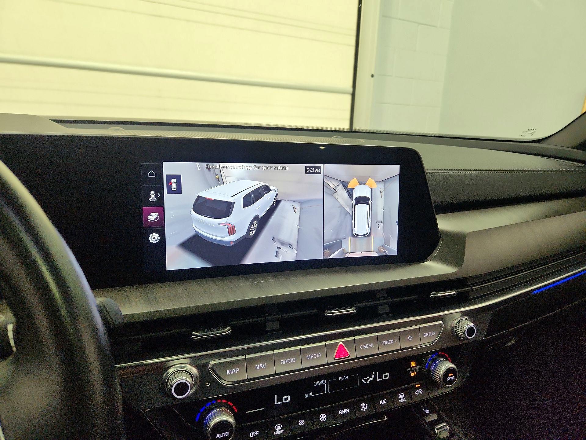 Thumbnail: 2023 Kia Telluride - 15