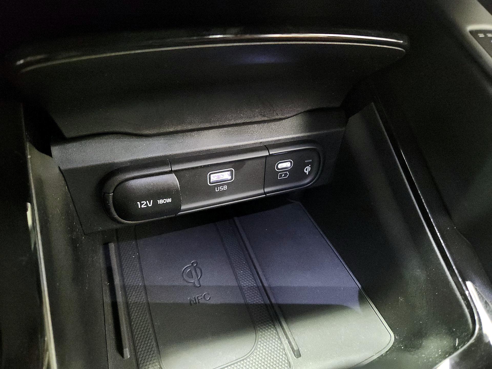 Thumbnail: 2023 Kia Telluride - 19