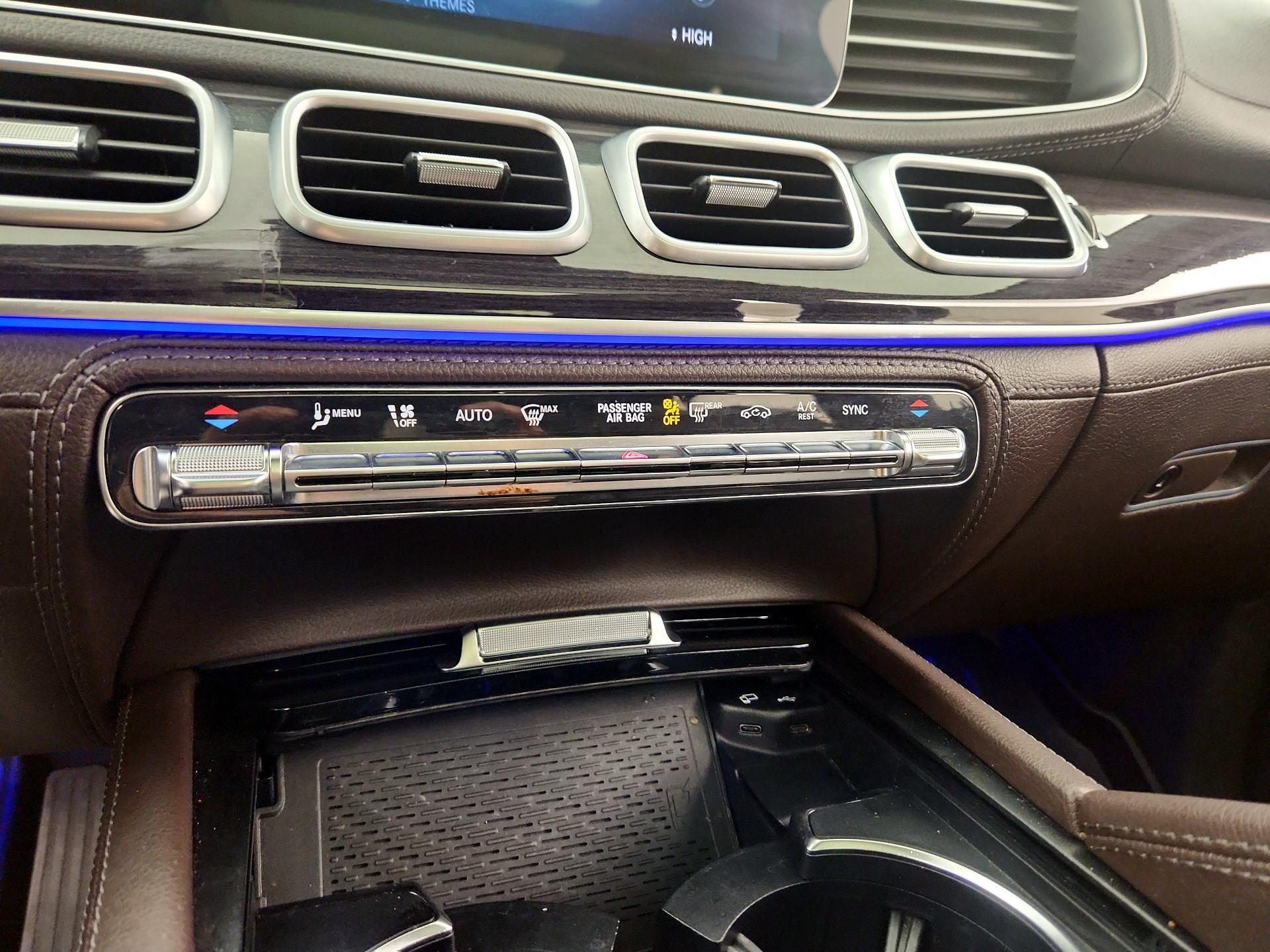 Thumbnail: 2020 Mercedes-Benz GLE - 17