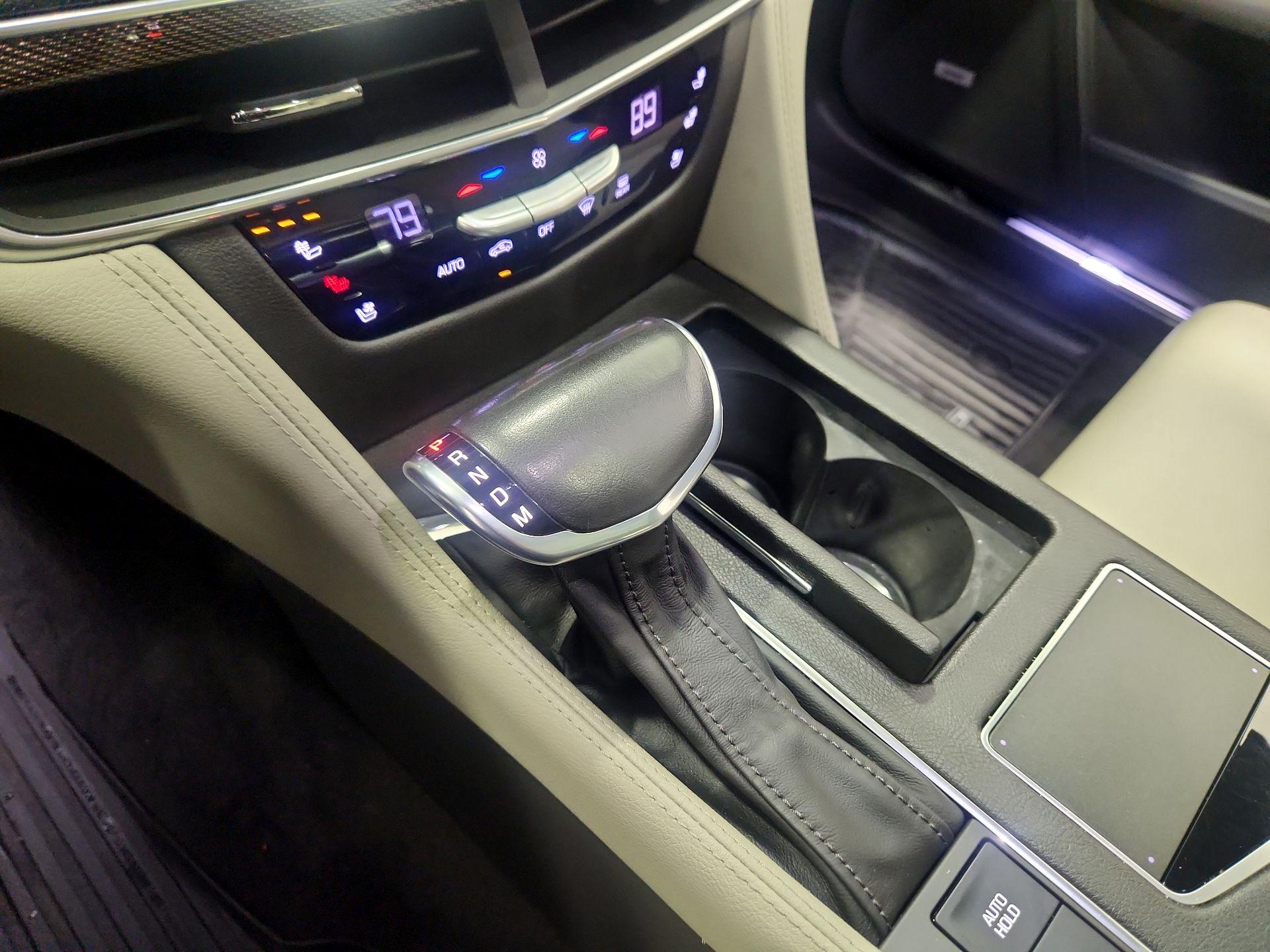 Thumbnail: 2018 Cadillac CT6 - 18