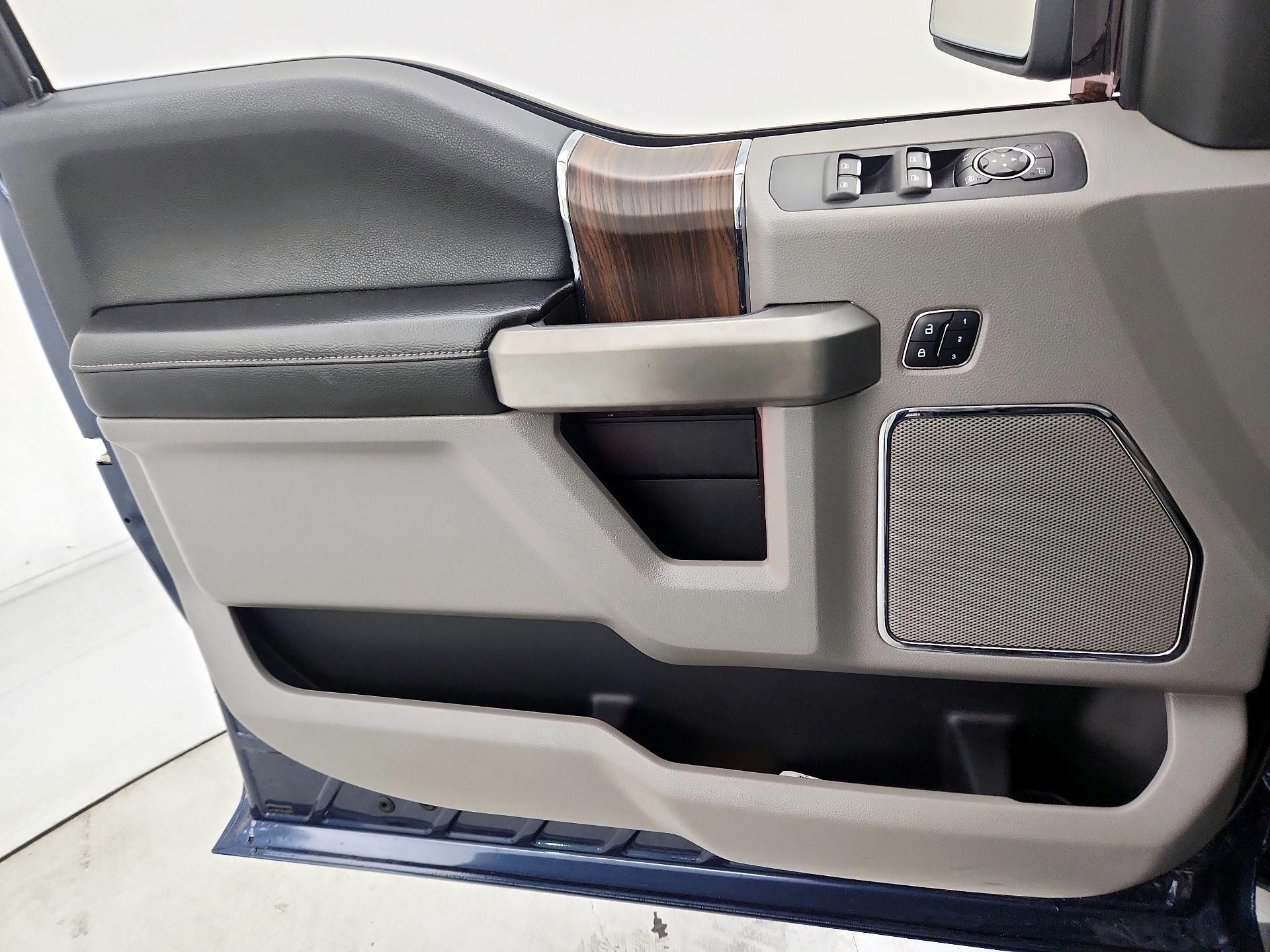 Thumbnail: 2016 Ford F-150 - 12