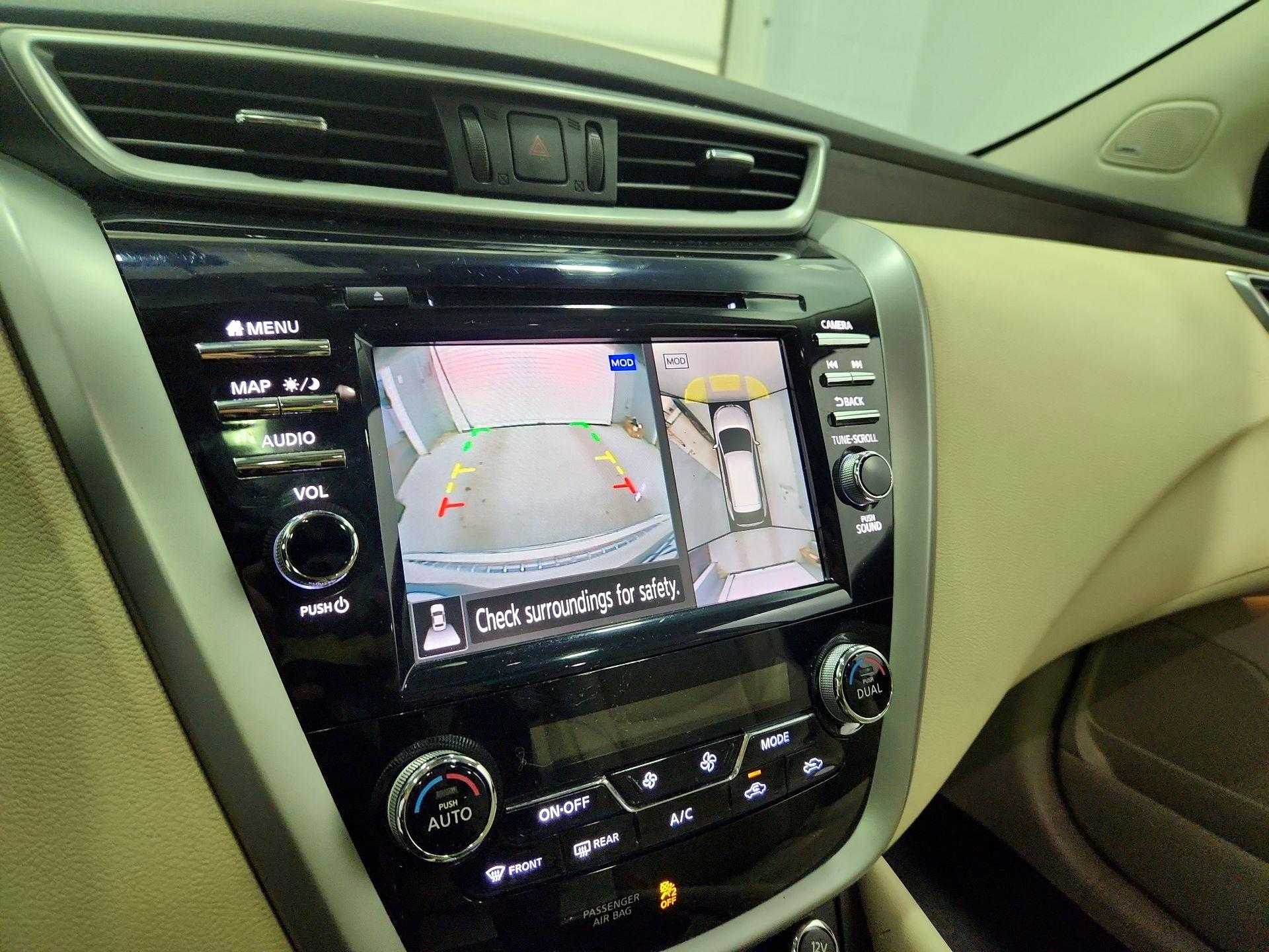 Thumbnail: 2019 Nissan Murano - 15