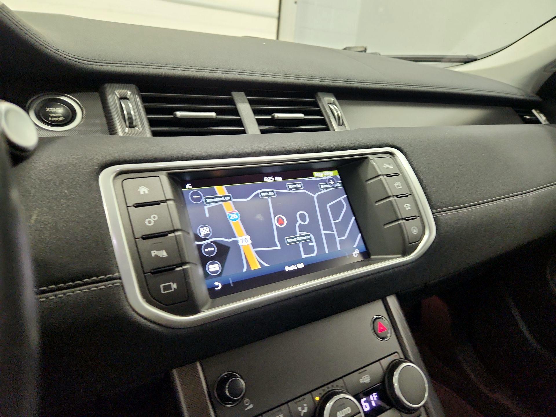 Thumbnail: 2019 Land Rover Range Rover Evoque - 14