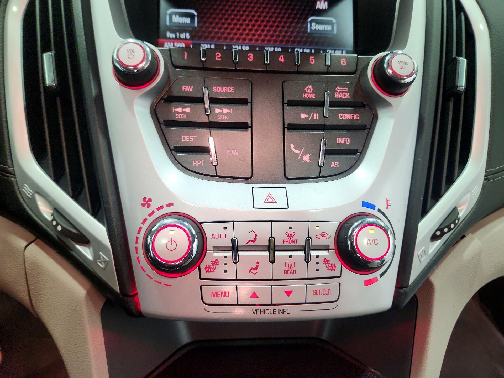 Thumbnail: 2017 GMC Terrain - 16