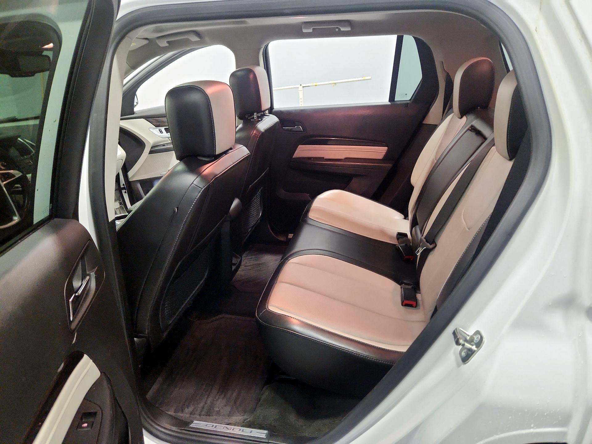 Thumbnail: 2017 GMC Terrain - 20