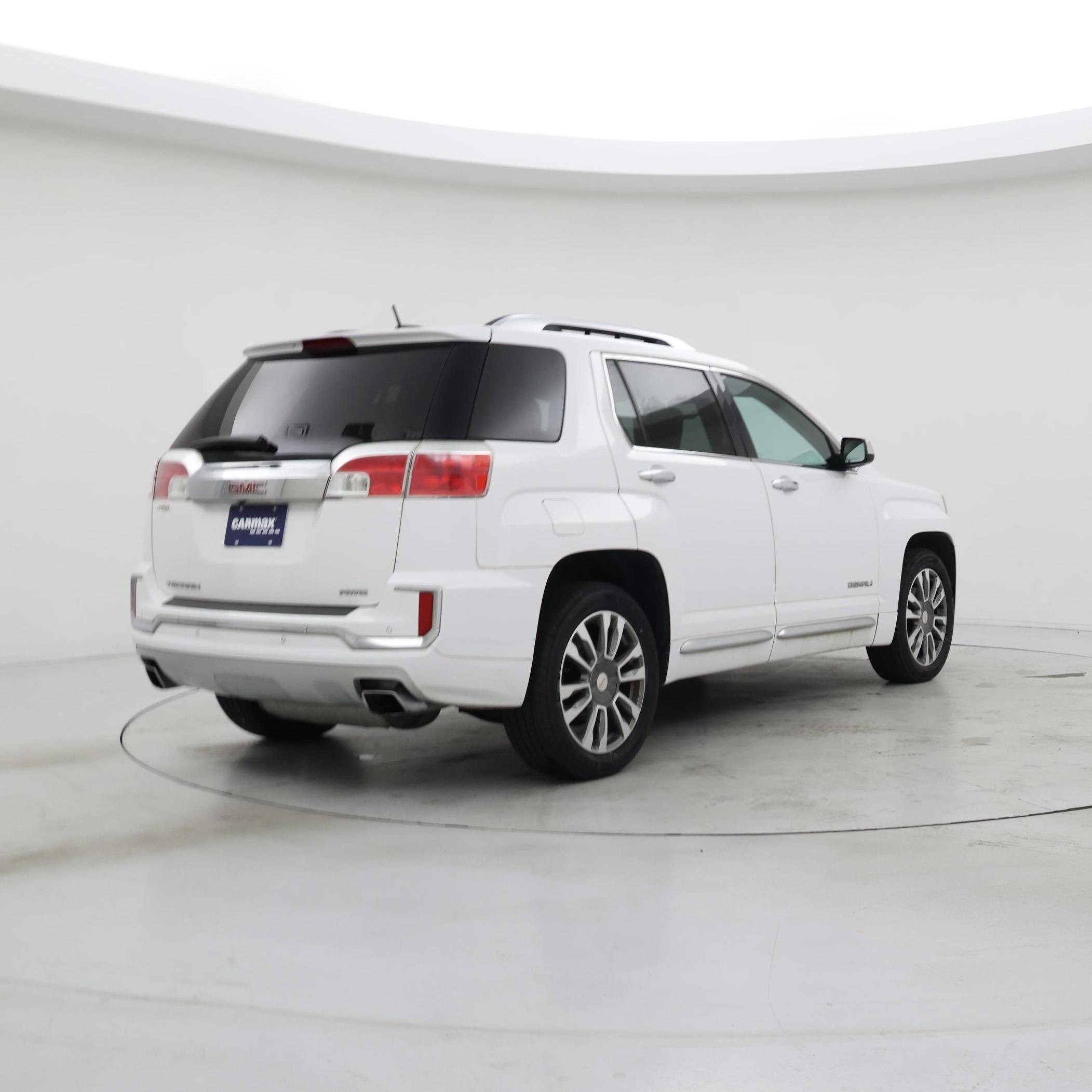 Thumbnail: 2017 GMC Terrain - 8