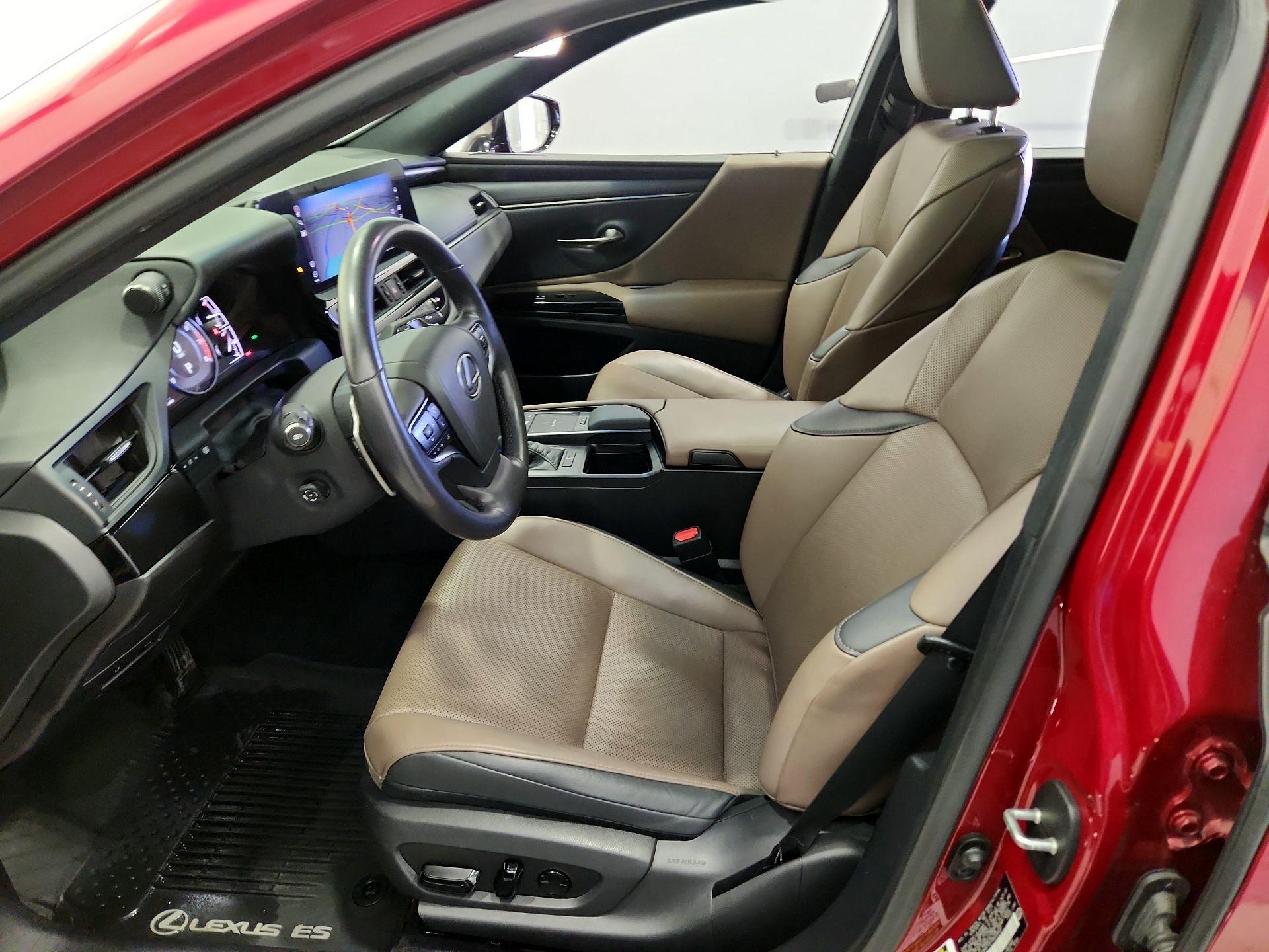 Thumbnail: 2022 Lexus ES - 11