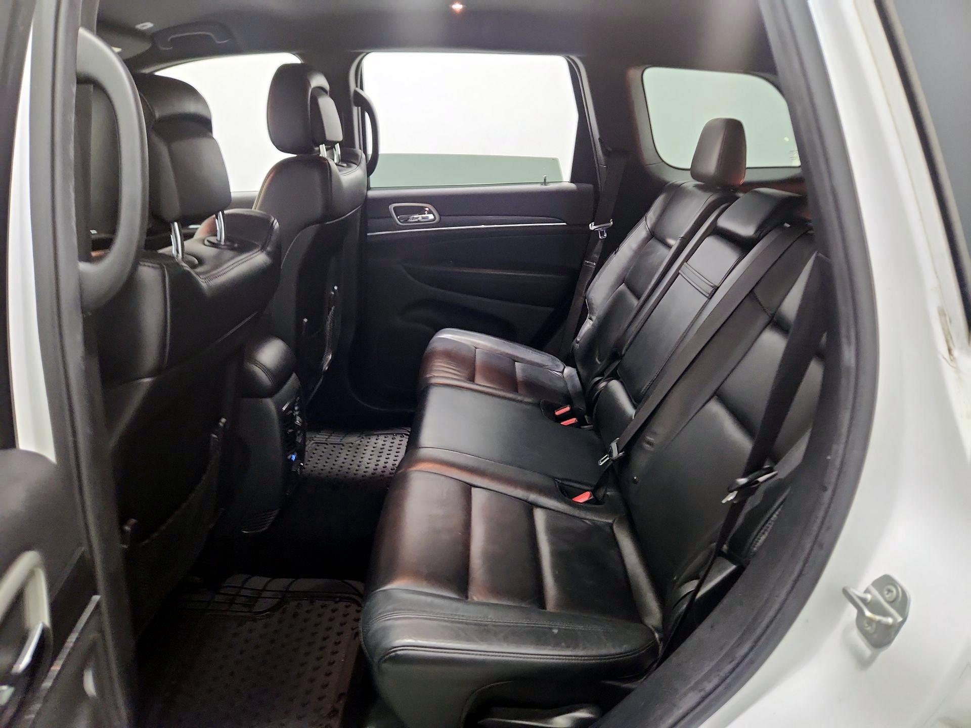 Thumbnail: 2019 Jeep Grand Cherokee - 20