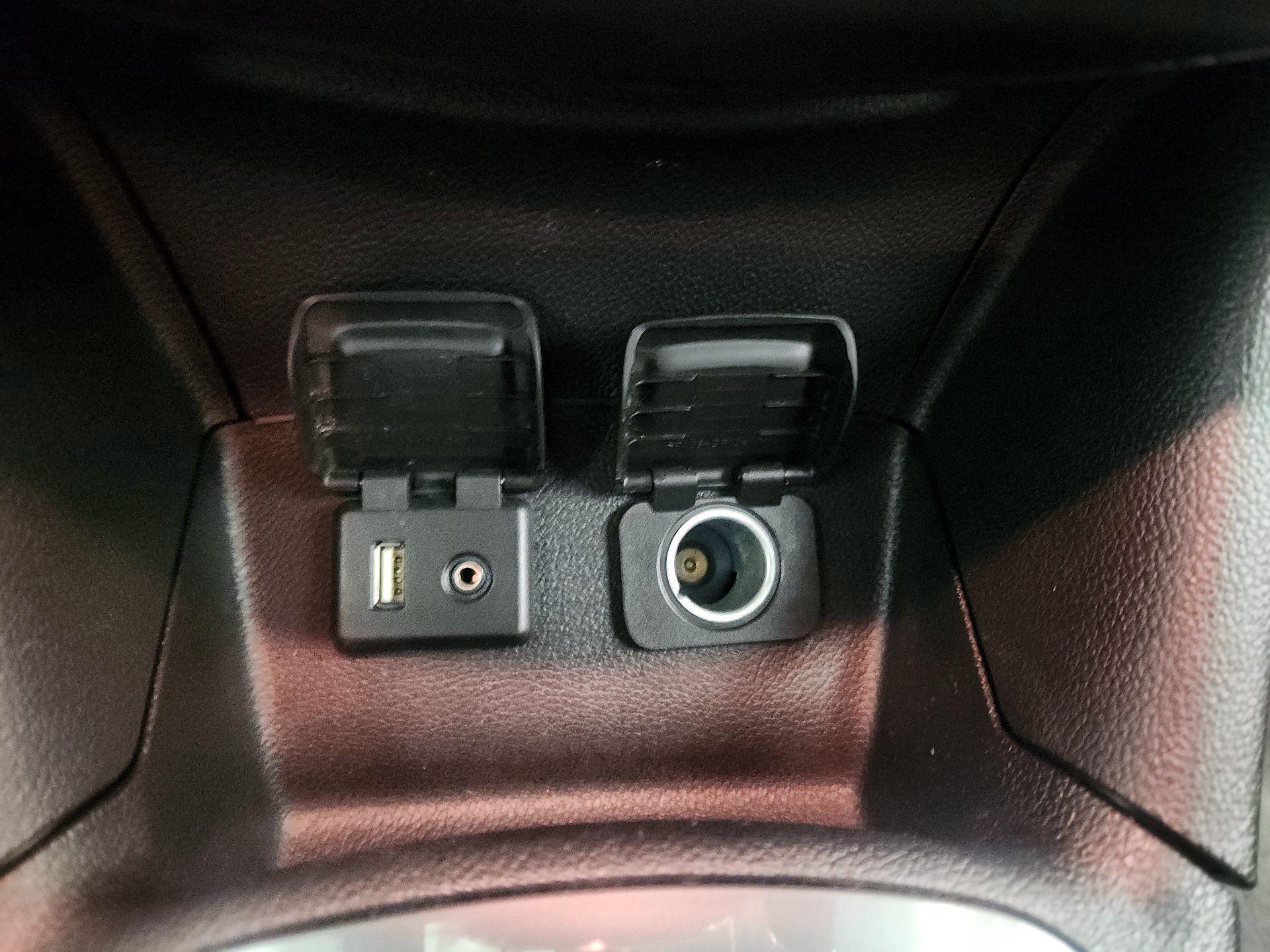 Thumbnail: 2018 Chevrolet Cruze - 17