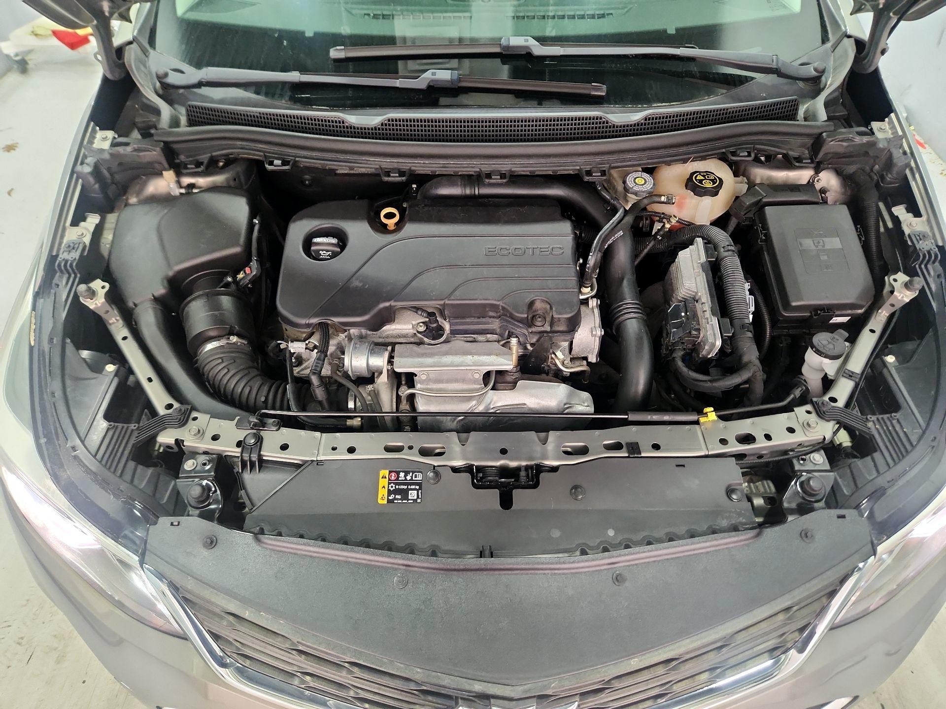 Thumbnail: 2018 Chevrolet Cruze - 20