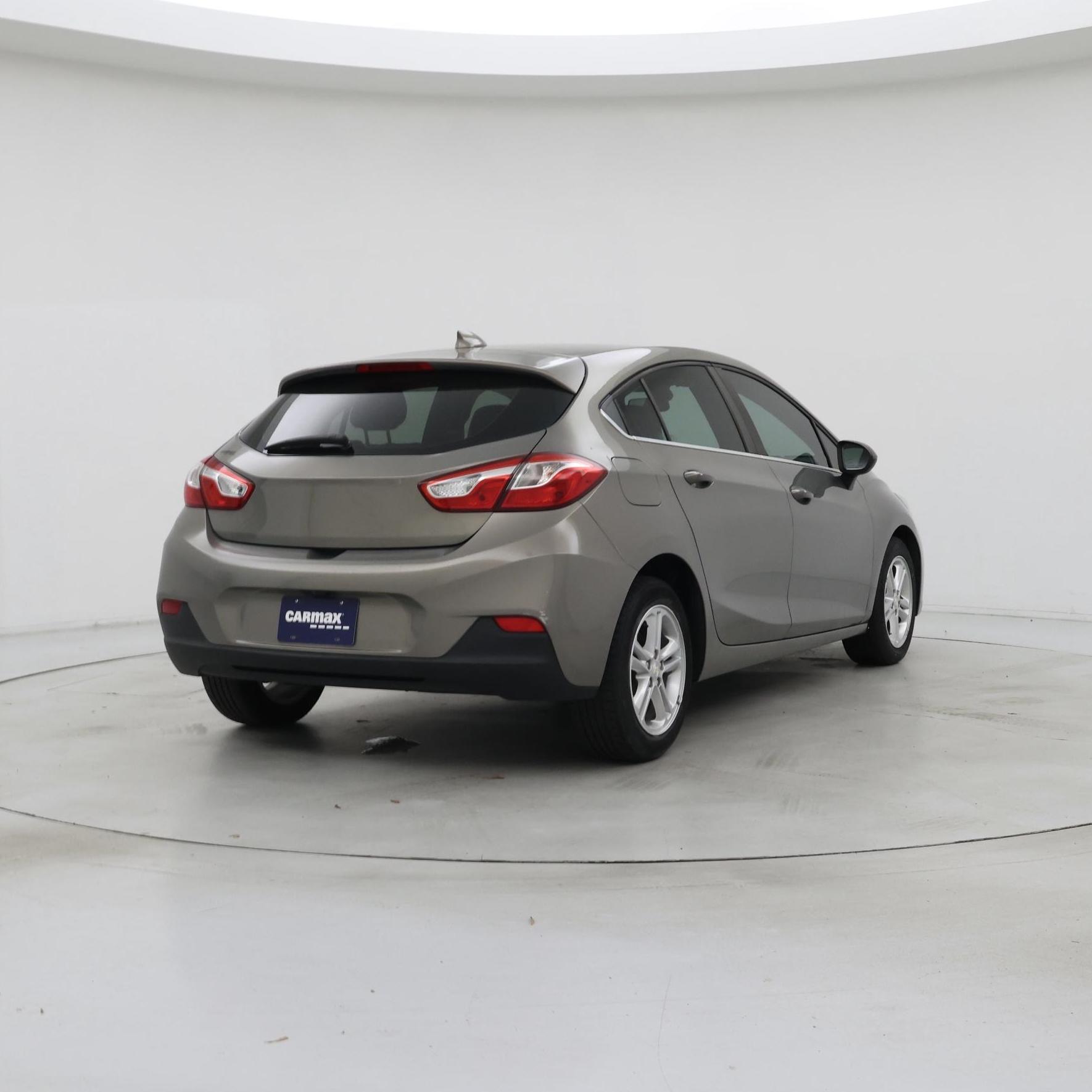 Thumbnail: 2018 Chevrolet Cruze - 8