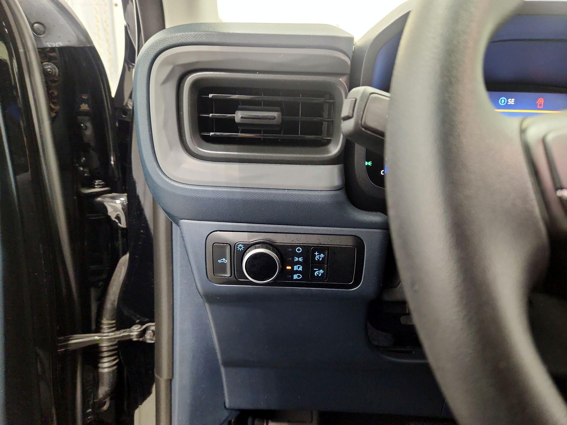 Thumbnail: 2025 Ford Maverick - 13