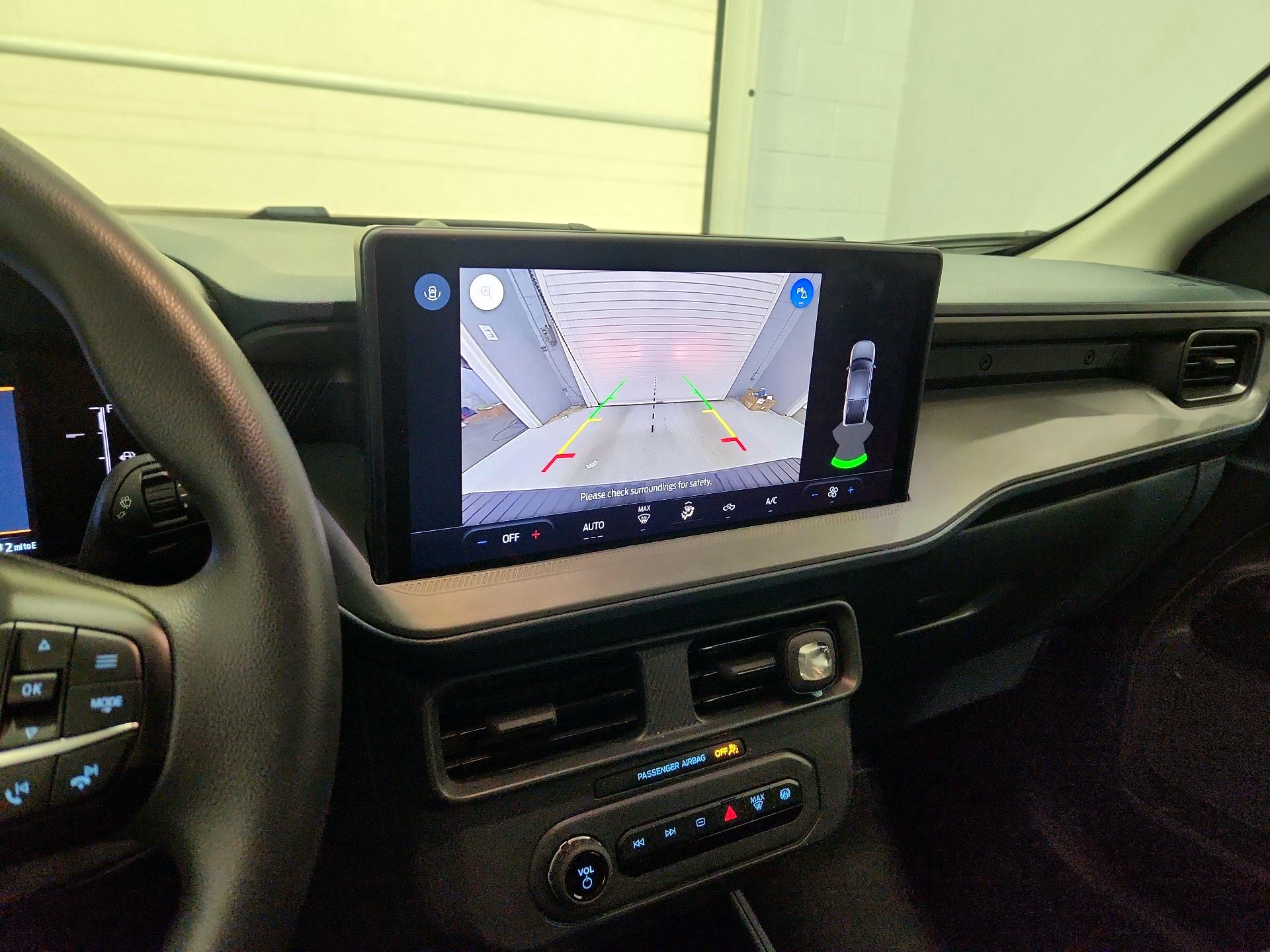 Thumbnail: 2025 Ford Maverick - 14