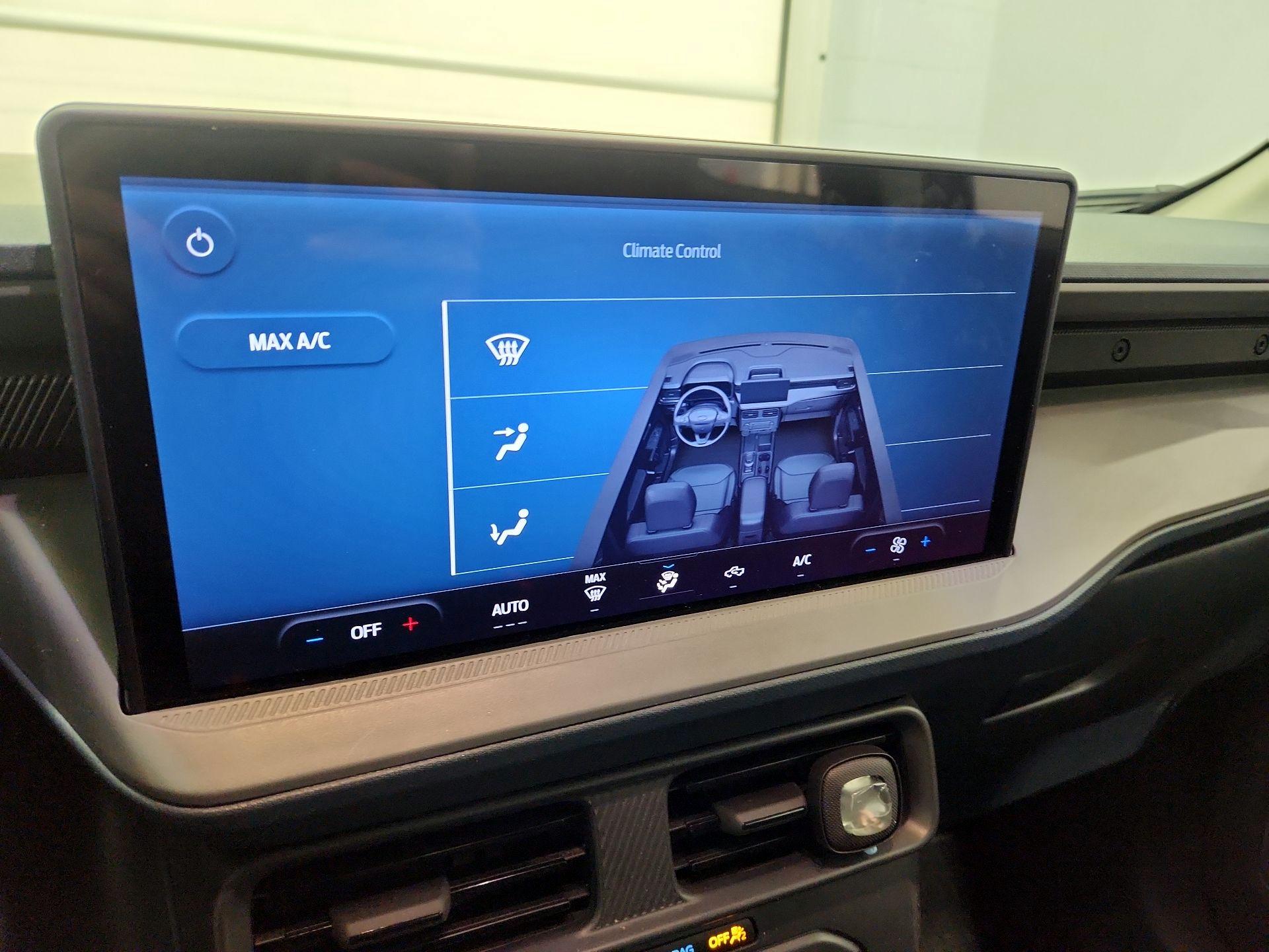 Thumbnail: 2025 Ford Maverick - 16