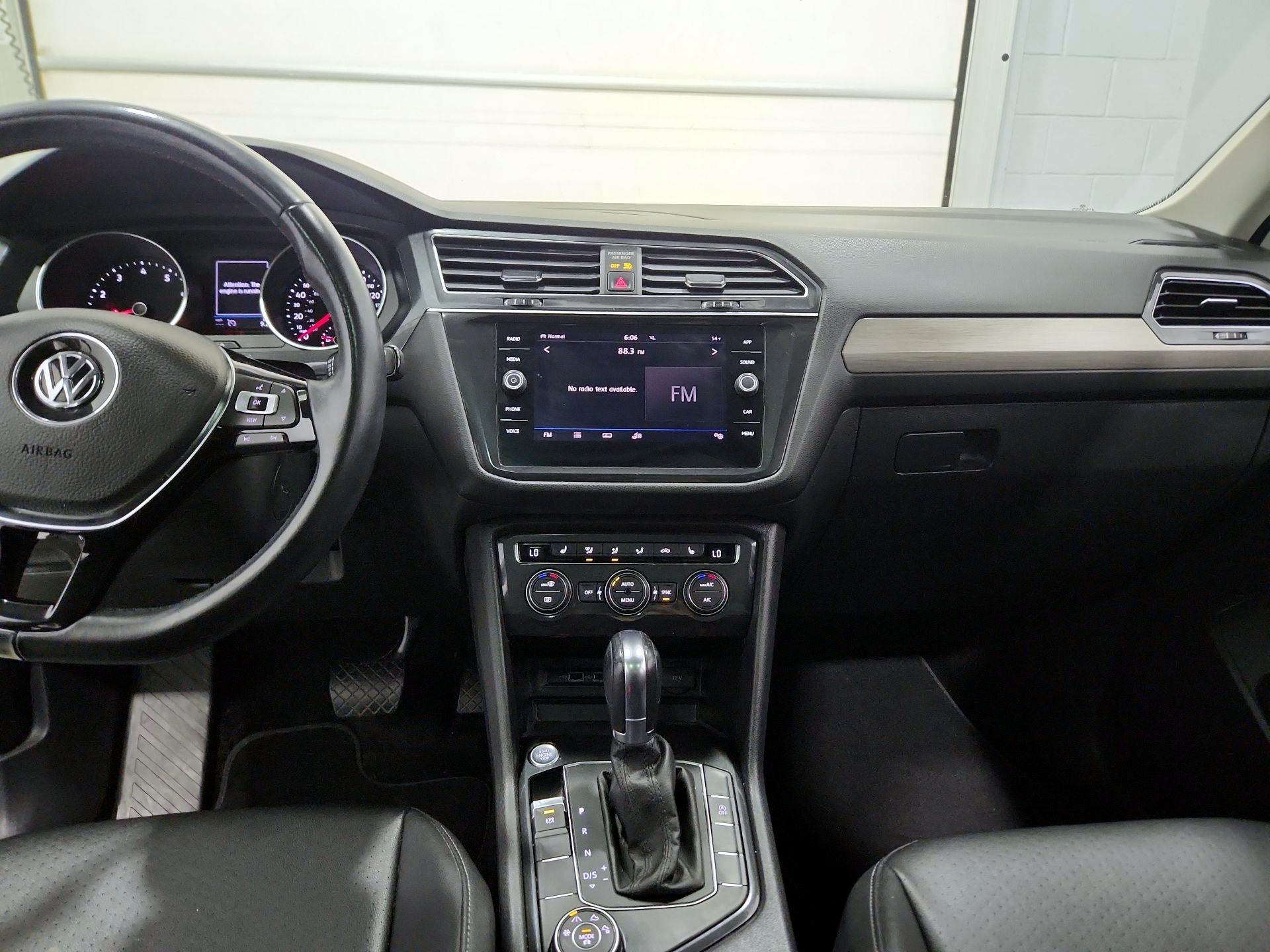 Thumbnail: 2019 Volkswagen Tiguan - 9