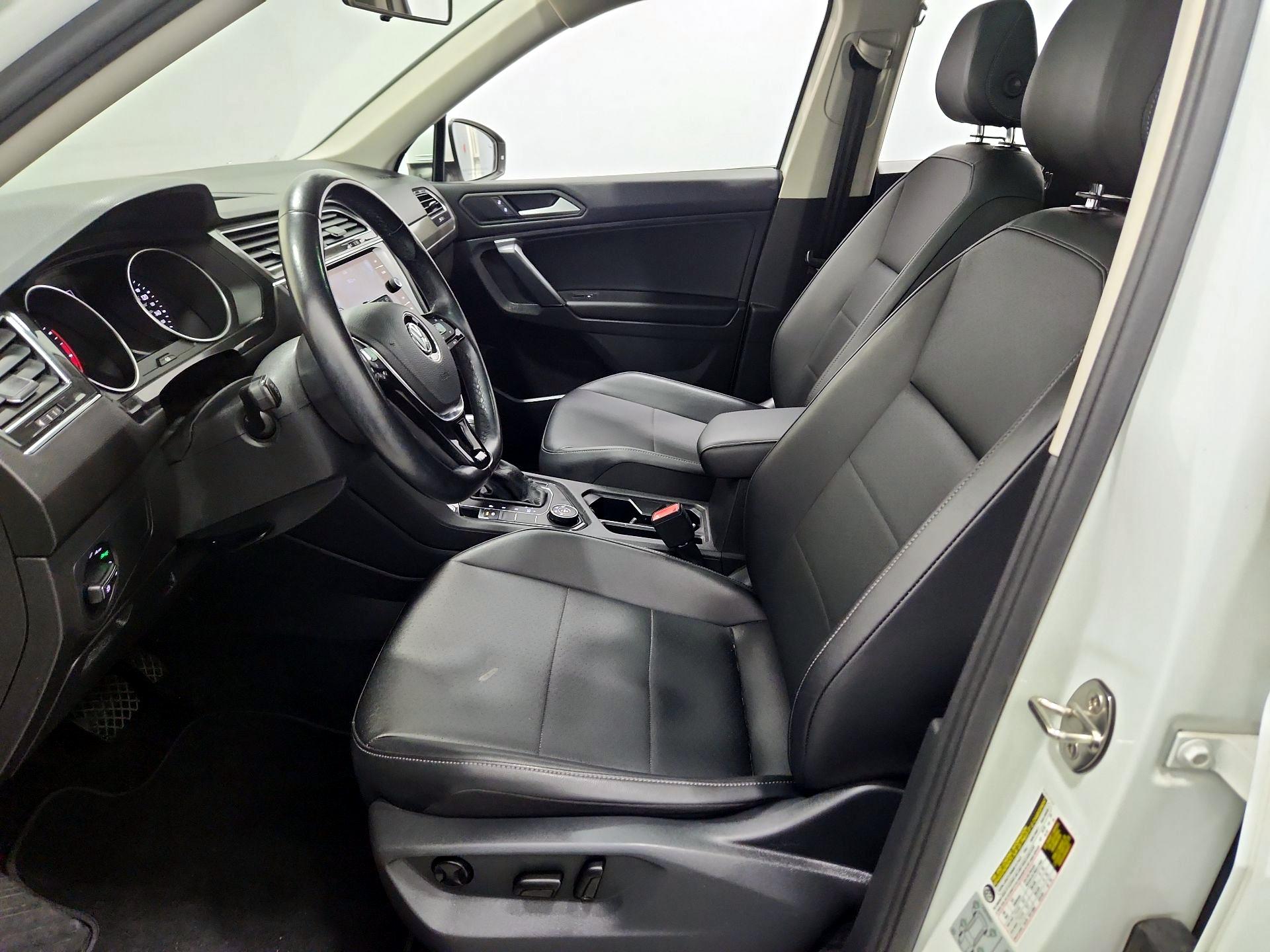 Thumbnail: 2019 Volkswagen Tiguan - 11