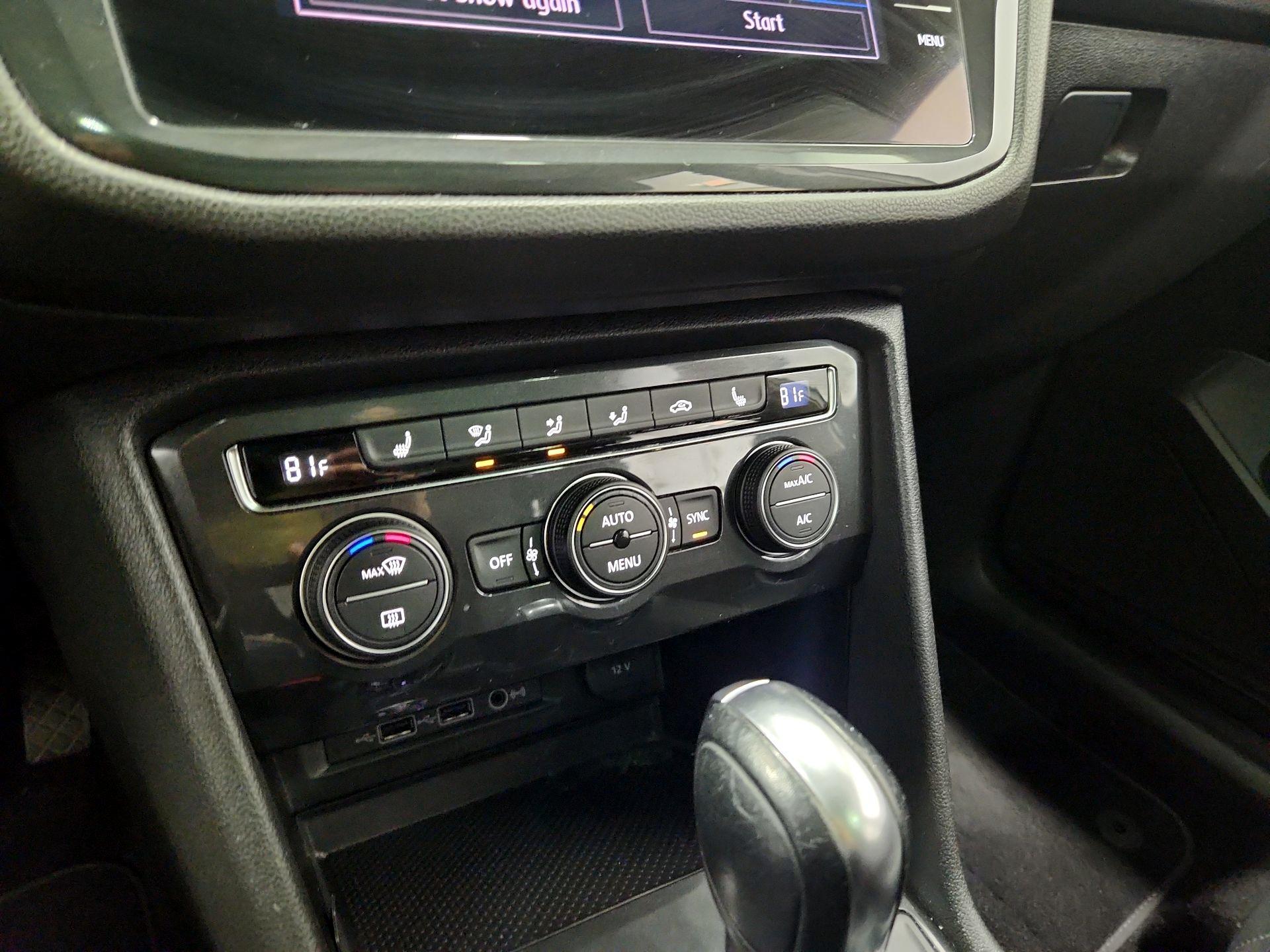 Thumbnail: 2019 Volkswagen Tiguan - 16