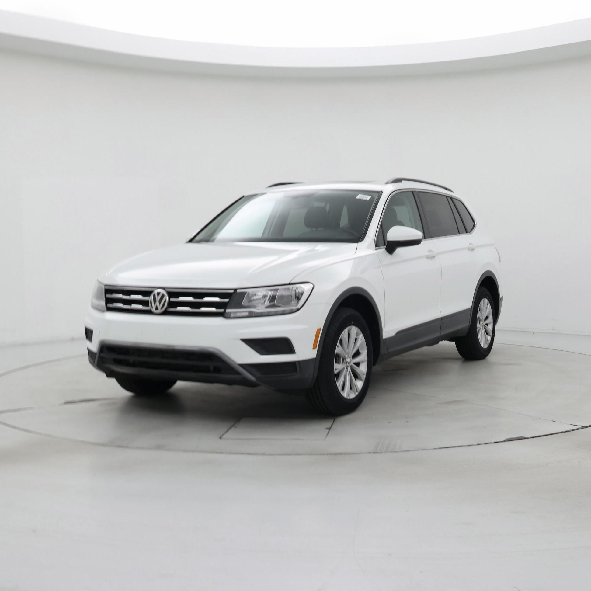 Thumbnail: 2019 Volkswagen Tiguan - 4