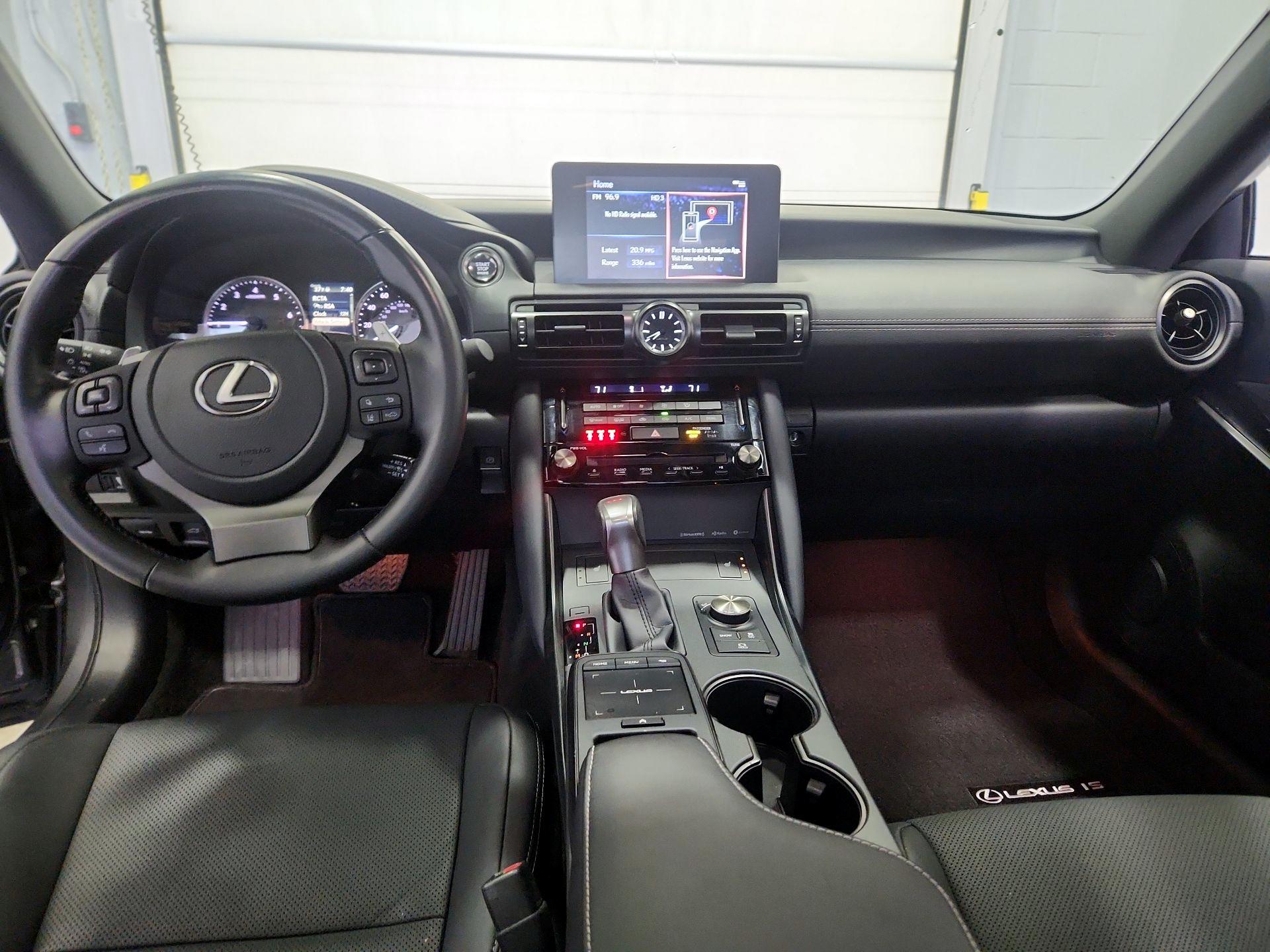 Thumbnail: 2024 Lexus IS - 9