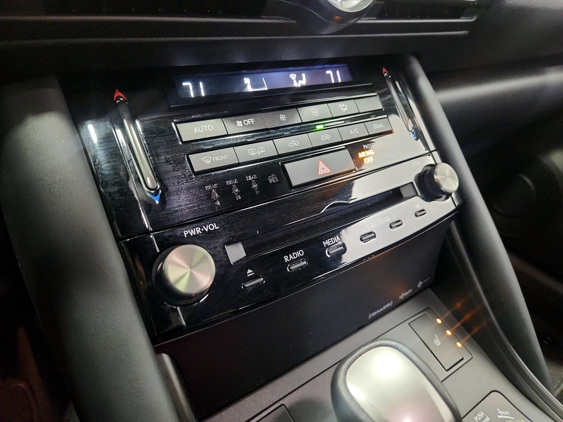 Thumbnail: 2024 Lexus IS - 16