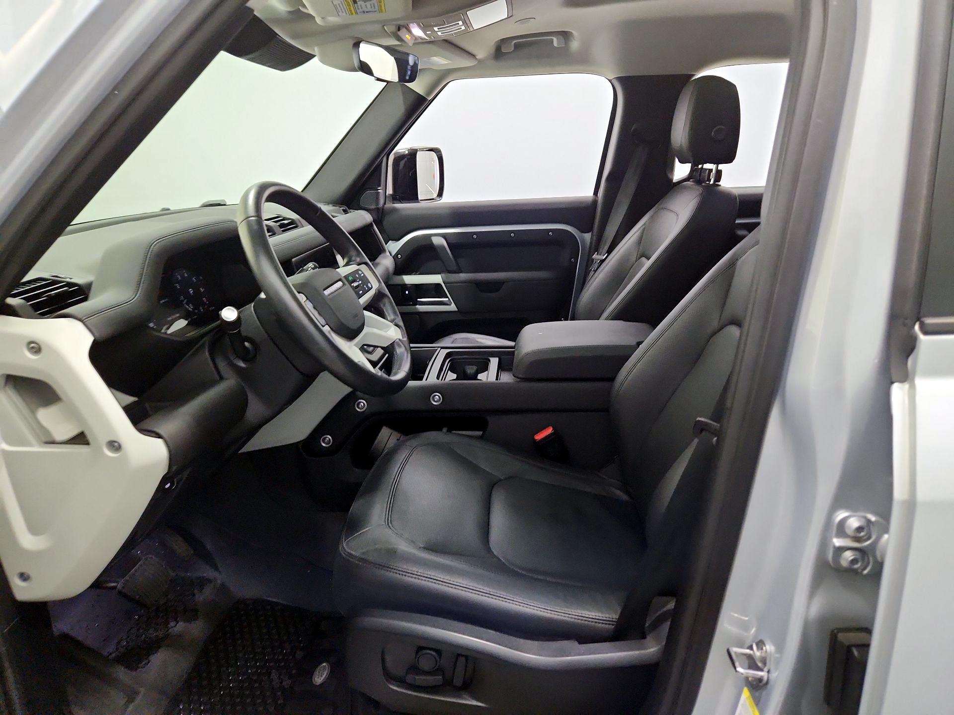 Thumbnail: 2024 Land Rover Defender - 11