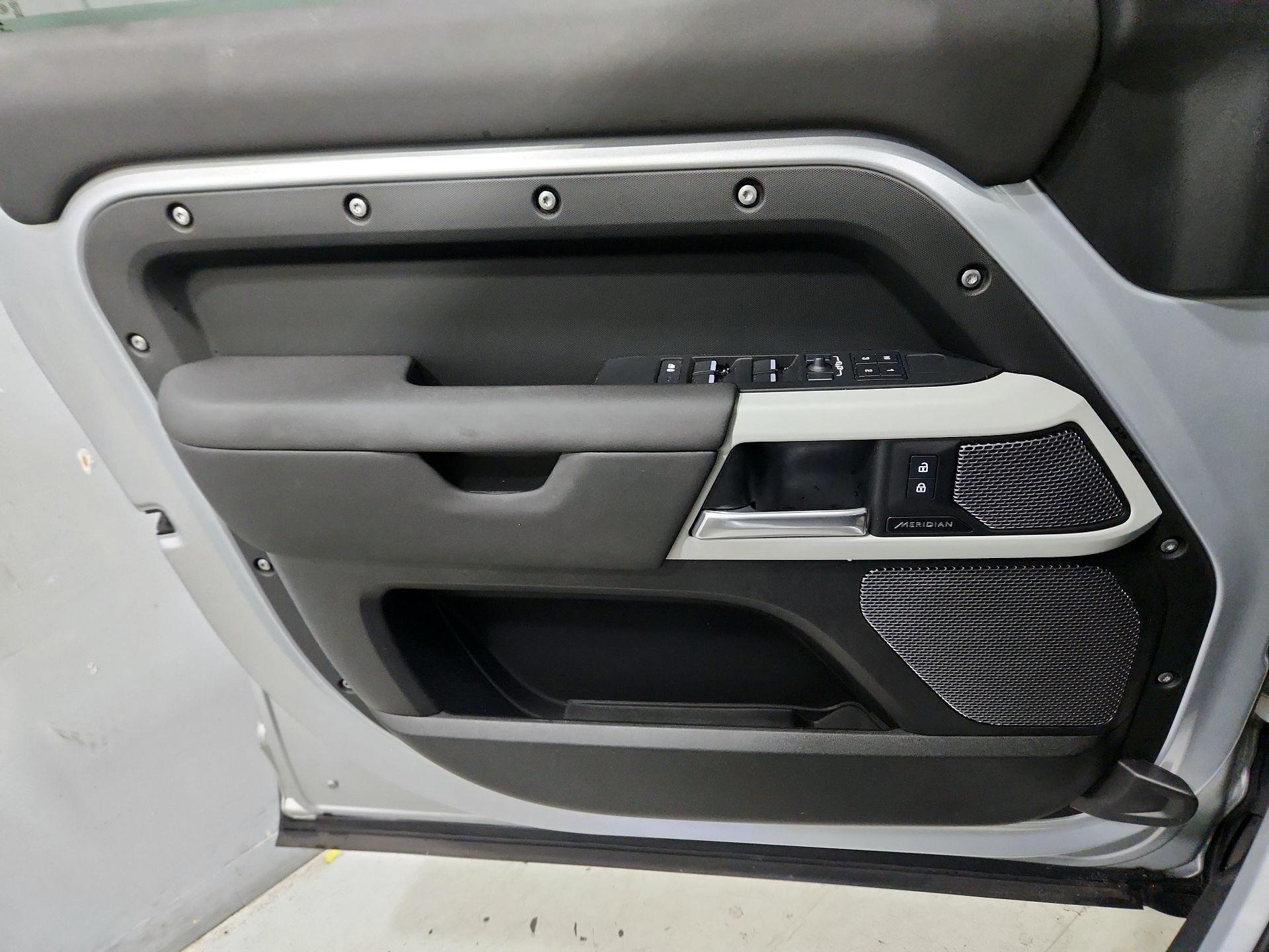 Thumbnail: 2024 Land Rover Defender - 12