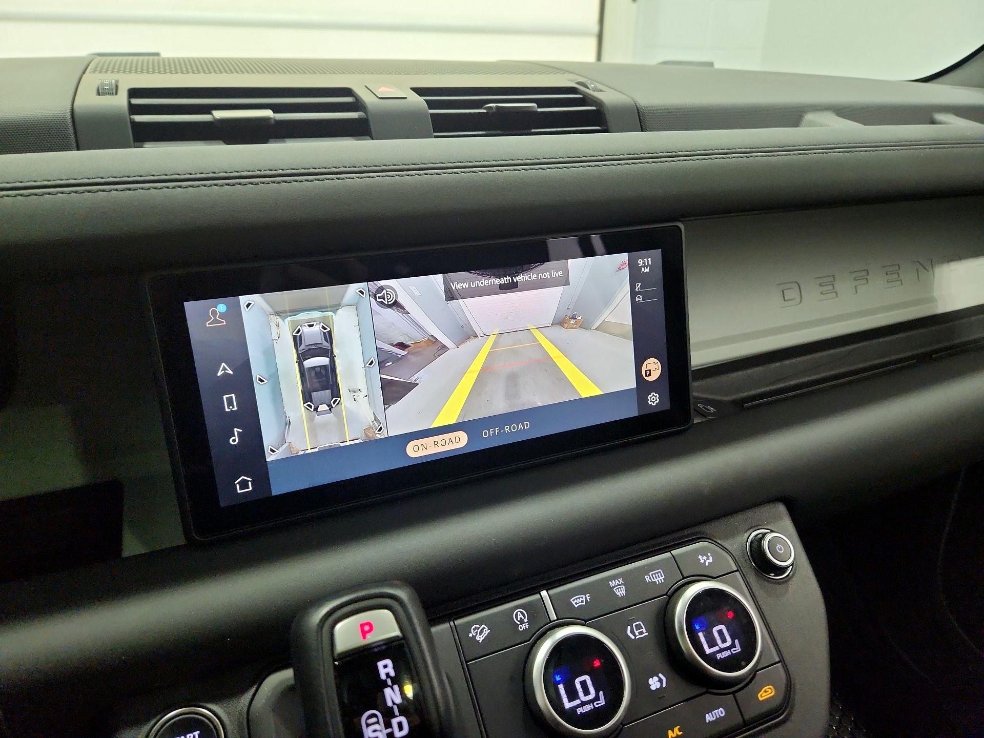 Thumbnail: 2024 Land Rover Defender - 15