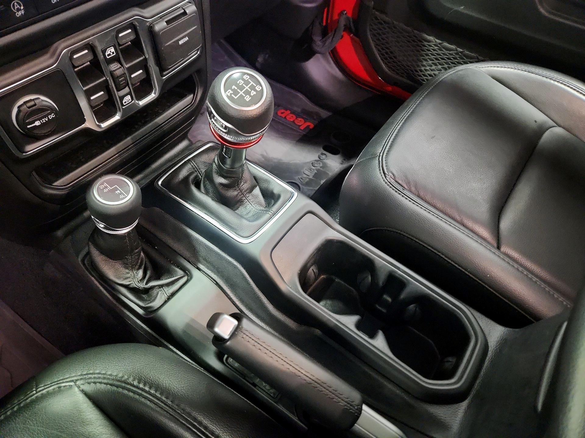 Thumbnail: 2022 Jeep Wrangler - 18