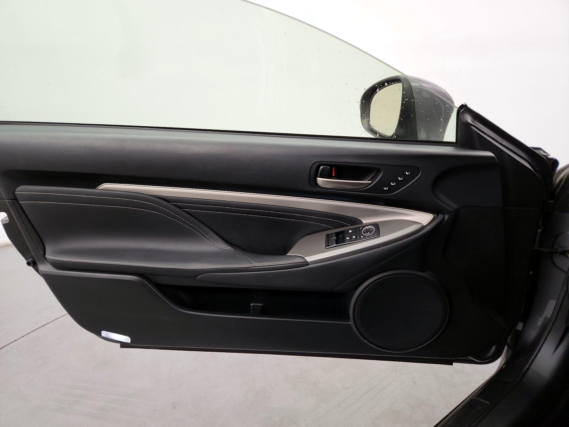 Thumbnail: 2016 Lexus RC - 10