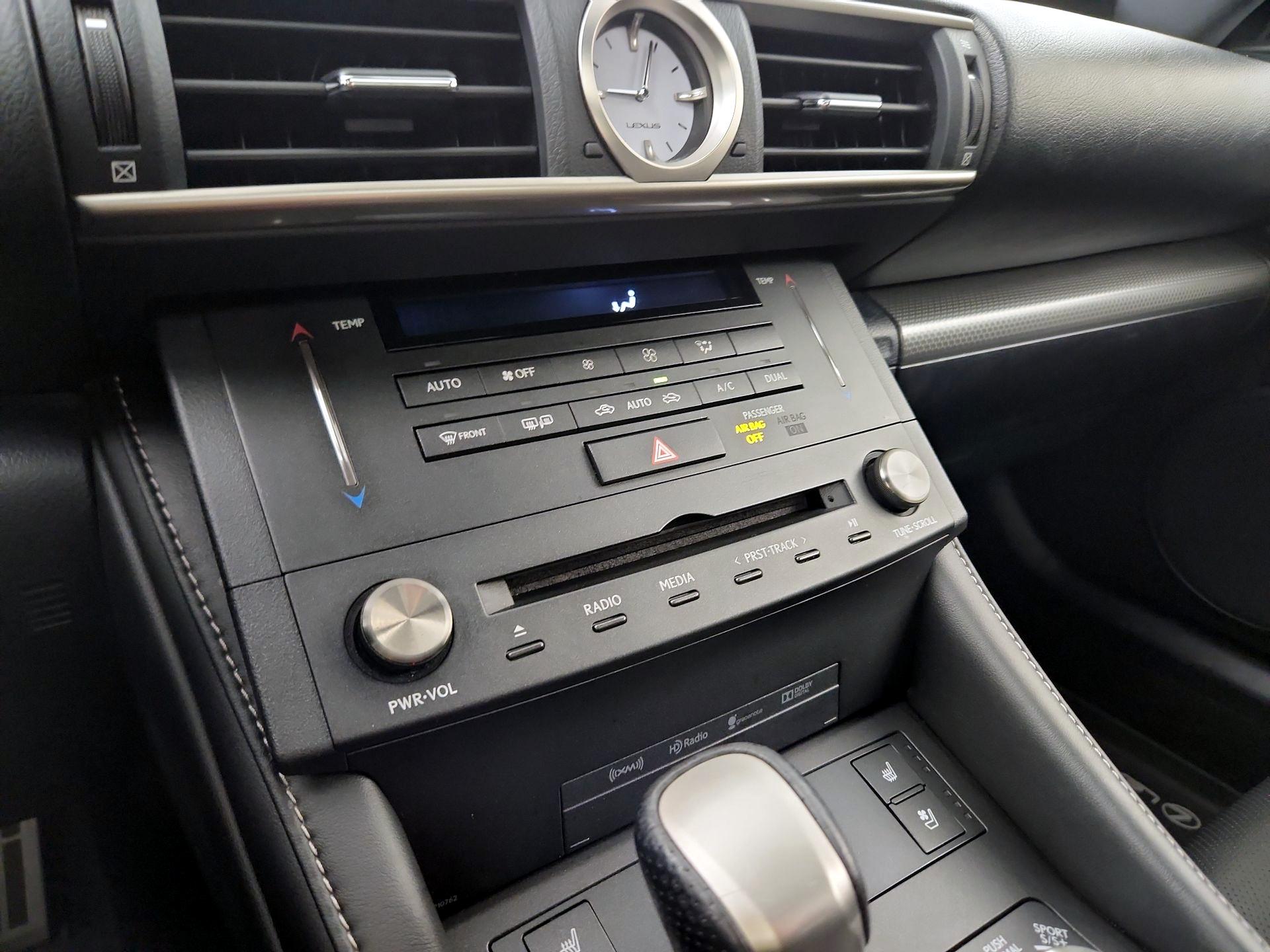 Thumbnail: 2016 Lexus RC - 15